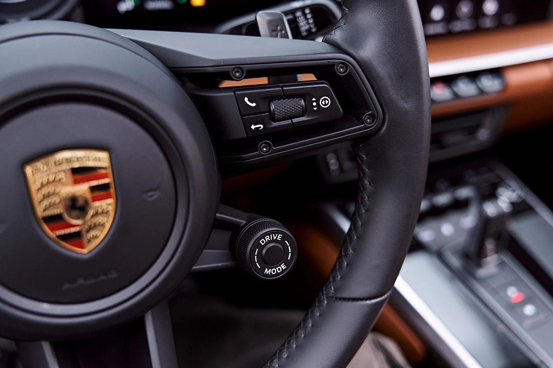 mph063_2614433040_Used_2024_Porsche_911_Turbo_S_1777505306_2cb35925cb