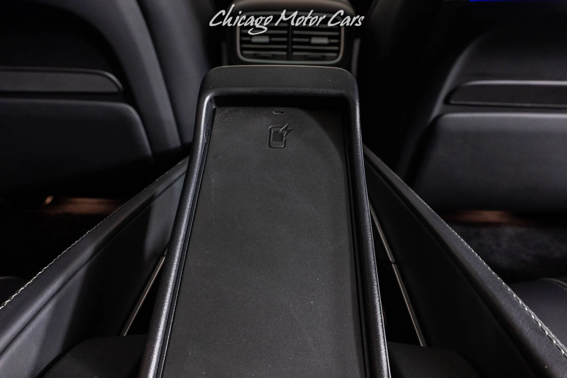 mph063_2670265572_10022_p64_l_4ea2d8bfdb