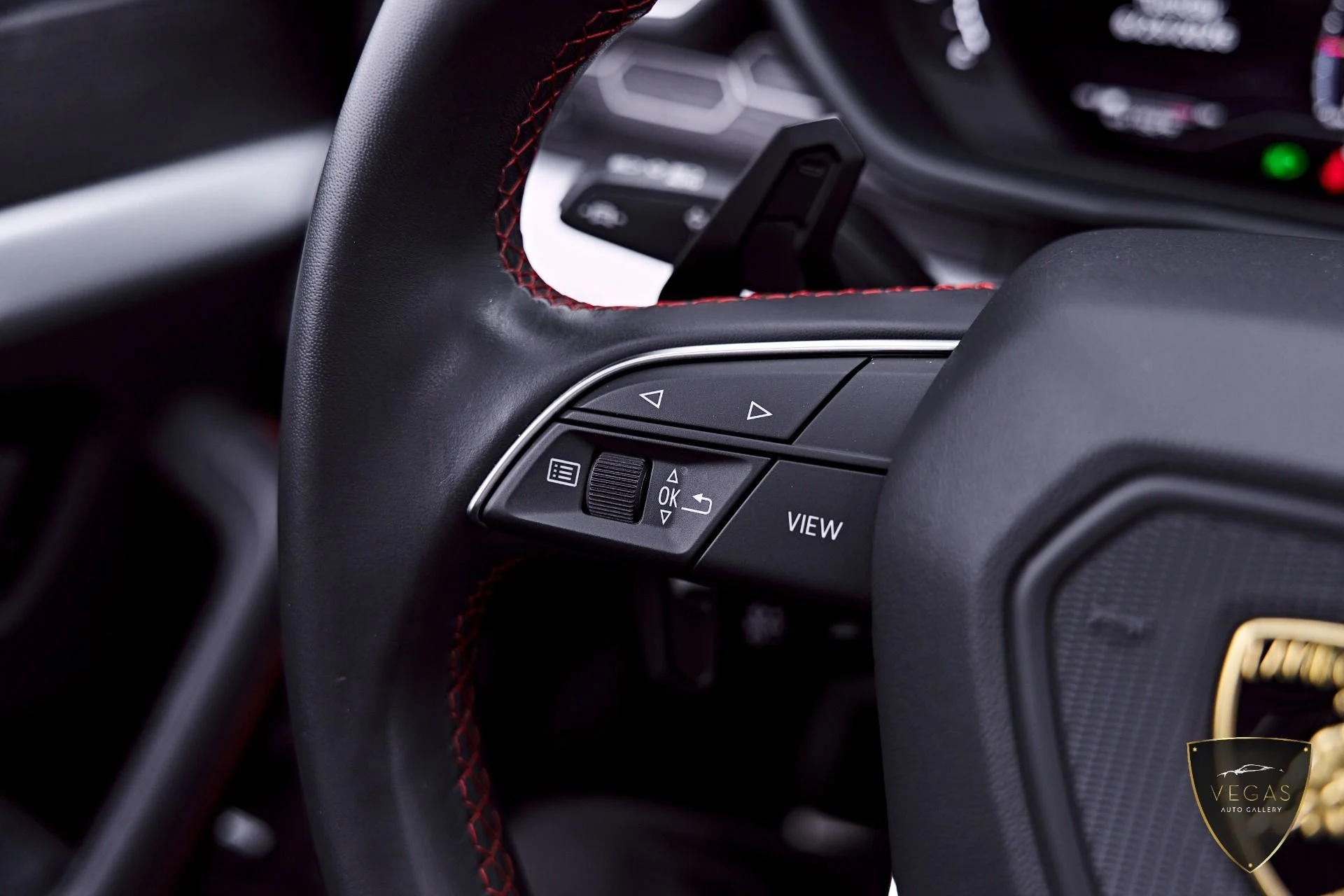 mph063_2674395097_Used_2022_Lamborghini_Urus_1782339009_d497d94dd0