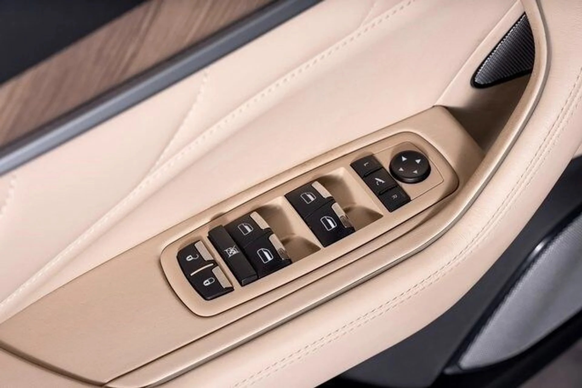 mph063_2697290429_c9bbd0f3b751dd5fdfe94ac18467b5cfx_ca6975c475