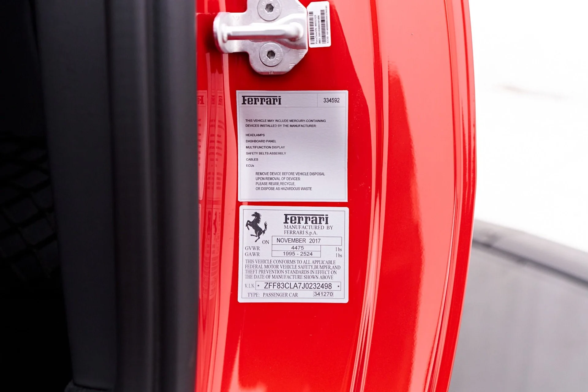 mph063_2716101718_Used_2018_Ferrari_812_Superfast_Base_1747268951_4dd90bdb73