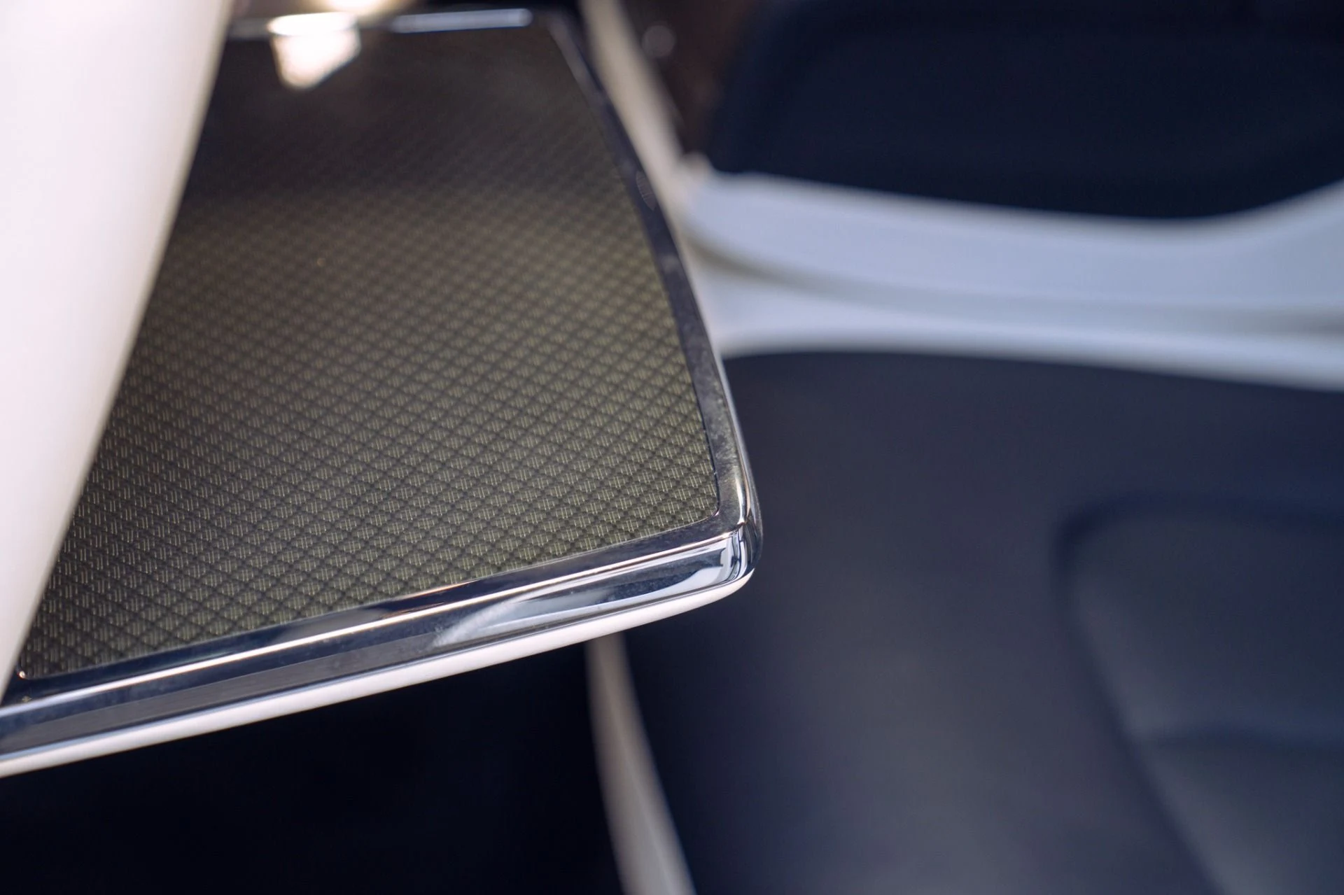 mph063_271624507_Used_2022_Rolls_Royce_Black_Badge_Ghost_Rear_Theater_and_Trays_Full_Carbon_Interior_Package_1790797785_17921b1a4f