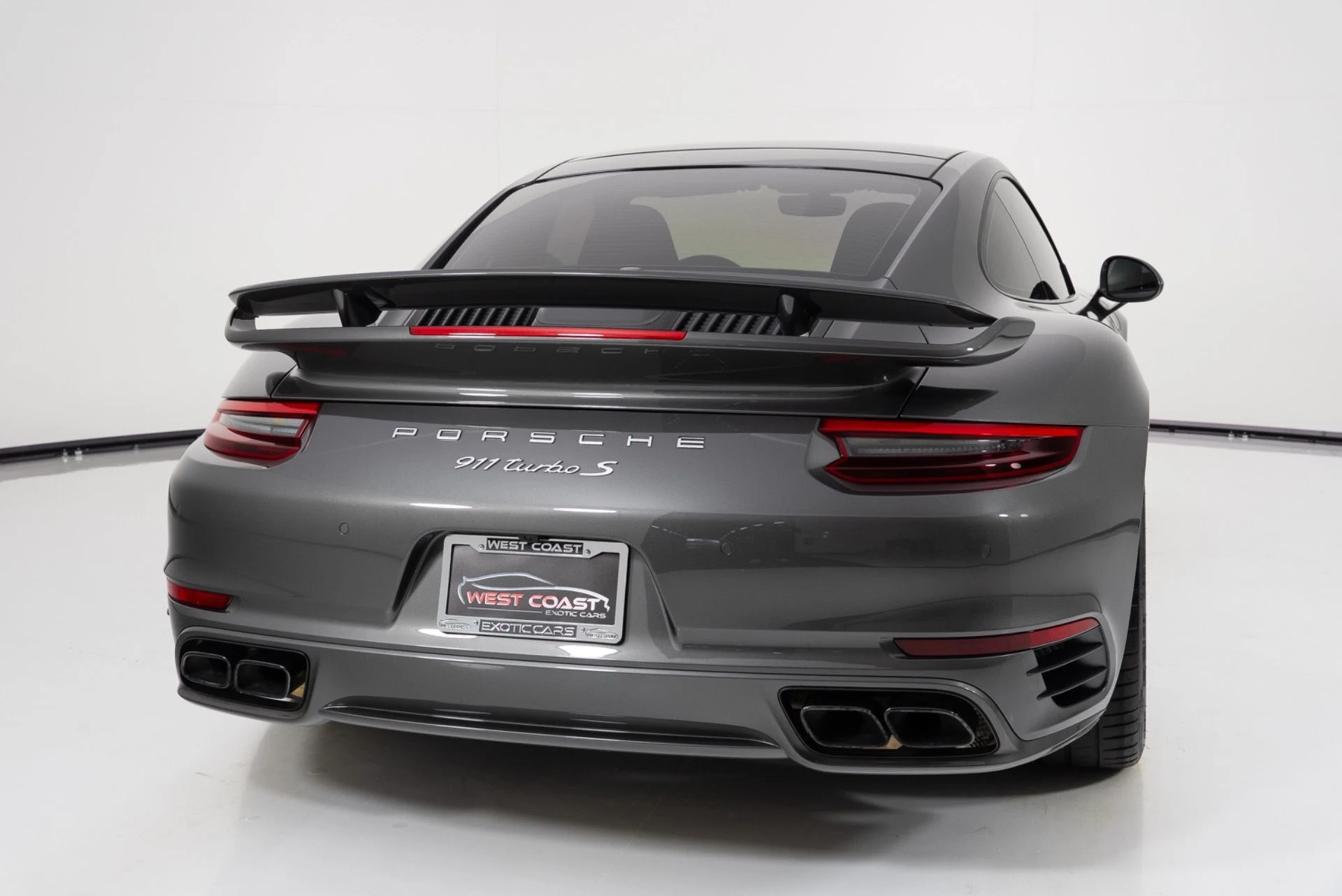mph063_2717990435_Used_2019_Porsche_911_Turbo_S_1774999659_45e8e82c8e