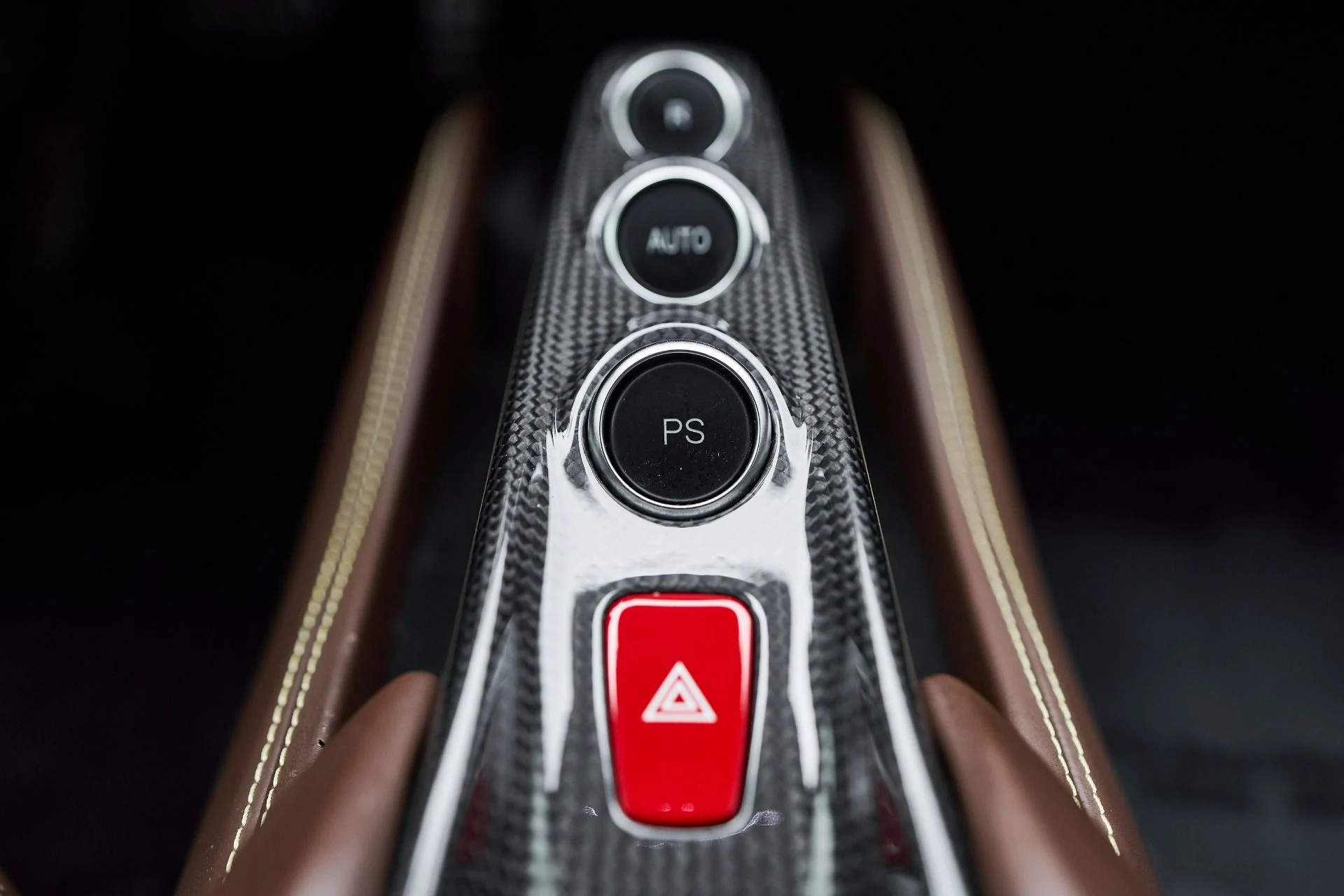 mph063_2736085989_Used_2020_Ferrari_F8_Tributo_Base_1761597708_5f11d049ed