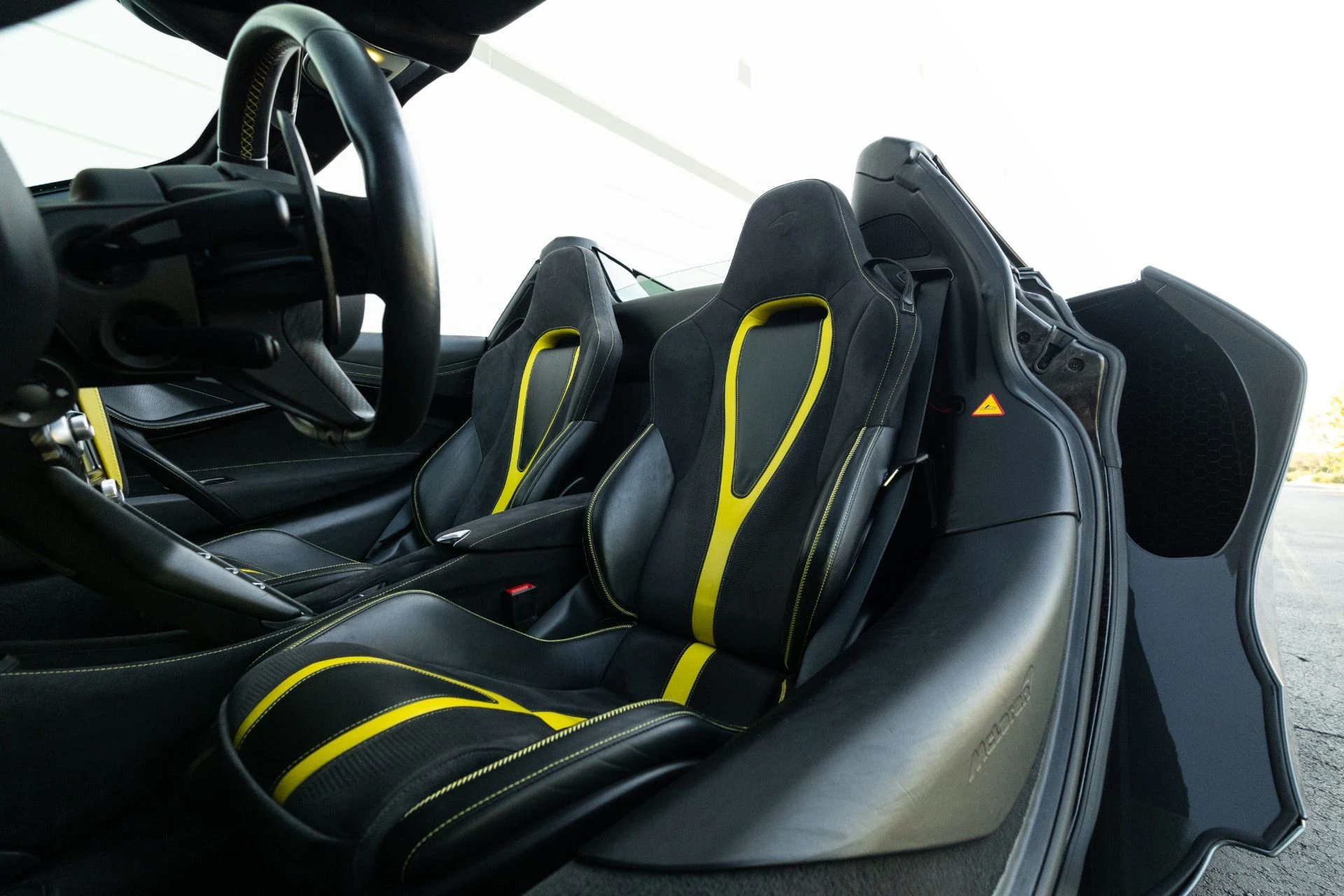 mph063_2742465001_Used_2020_Mc_Laren_720_S_Spider_1766779807_738cfe5038