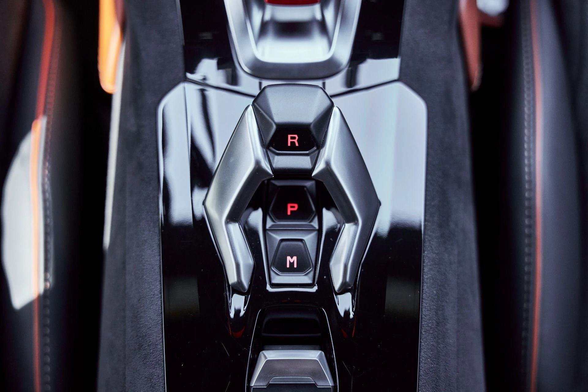 mph063_2761608669_Used_2024_Lamborghini_Huracan_Tecnica_Base_1773278515_049ffbc6f4