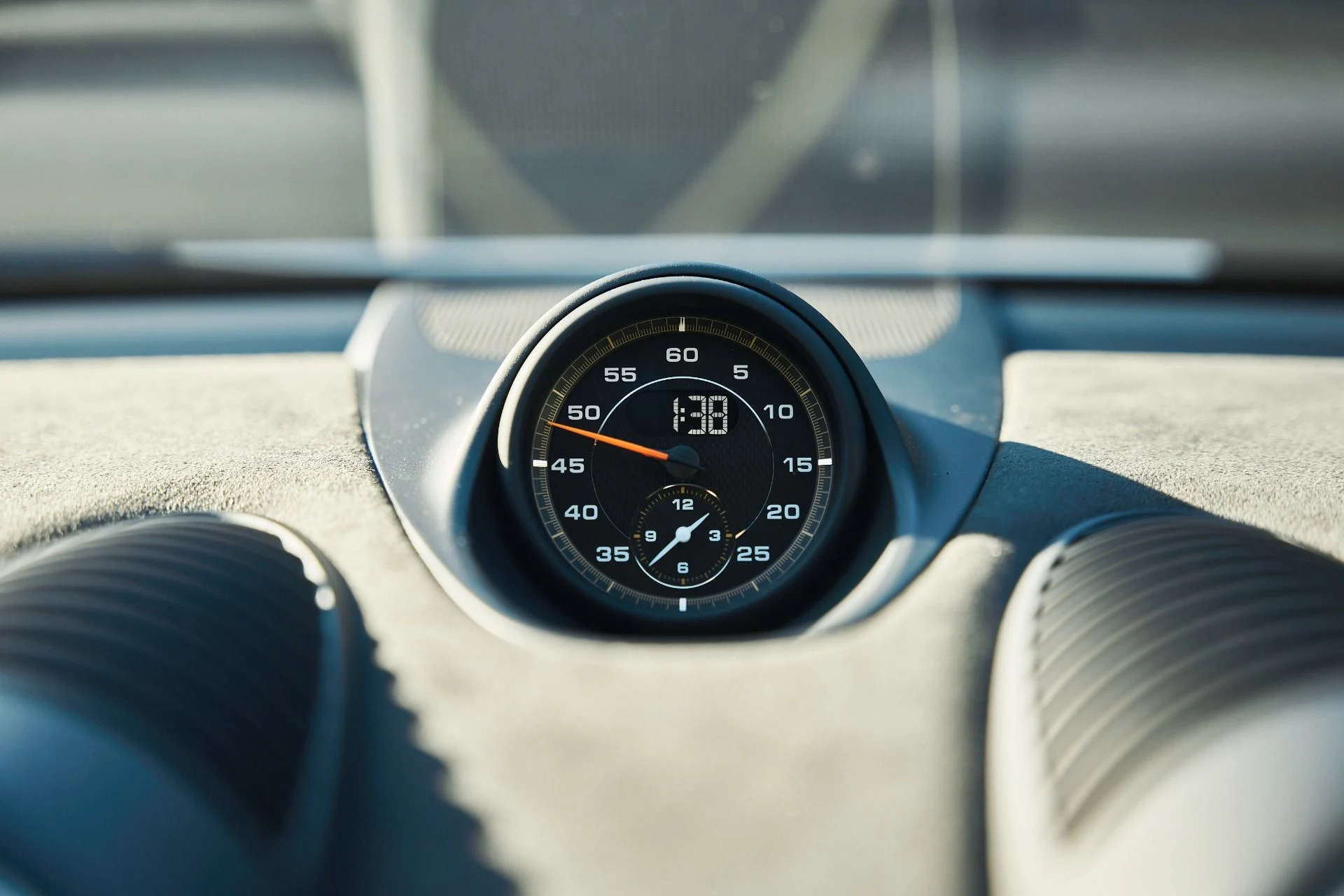 mph063_2769239285_Used_2025_Porsche_718_Cayman_GT_4_RS_1766025582_16573594f9