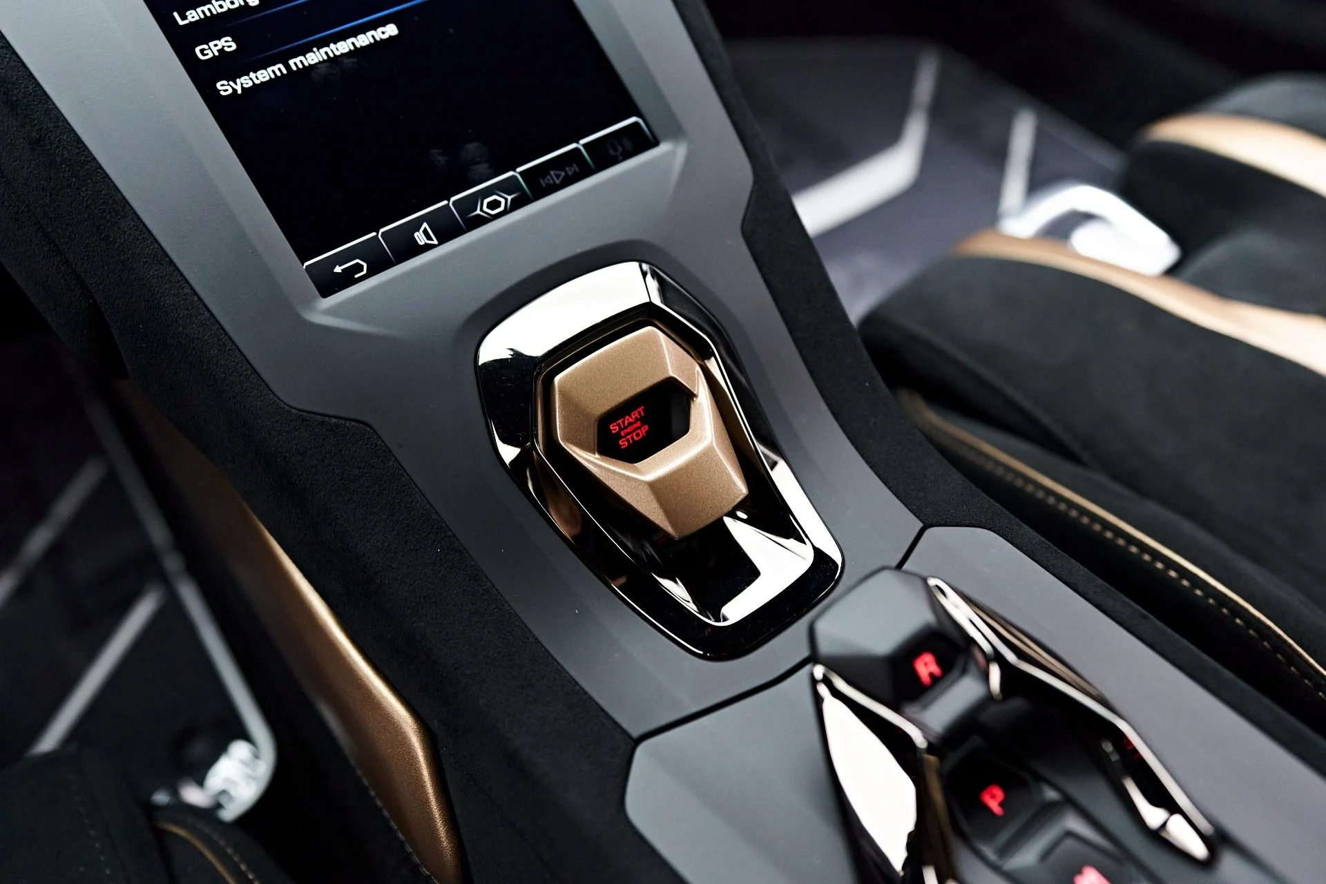 mph063_2775484632_Used_2022_Lamborghini_Huracan_STO_Base_1732754503_0d98036a8d