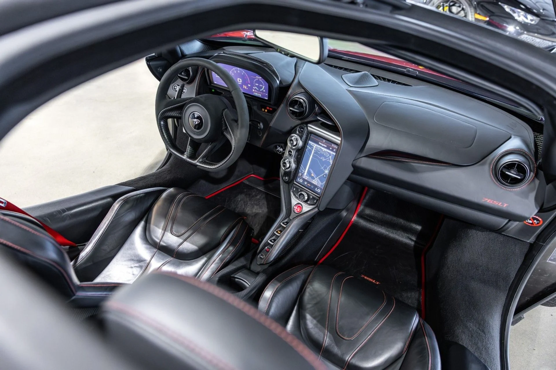 mph063_2797180581_fg_5c8b95942e