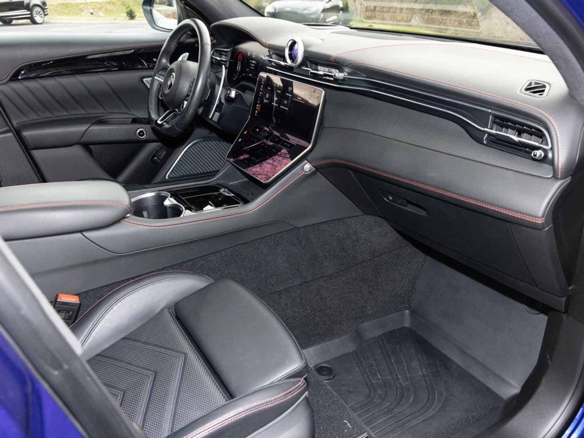 mph063_2804854703_472374604_6925efc042064a968b9b854b_8723472885