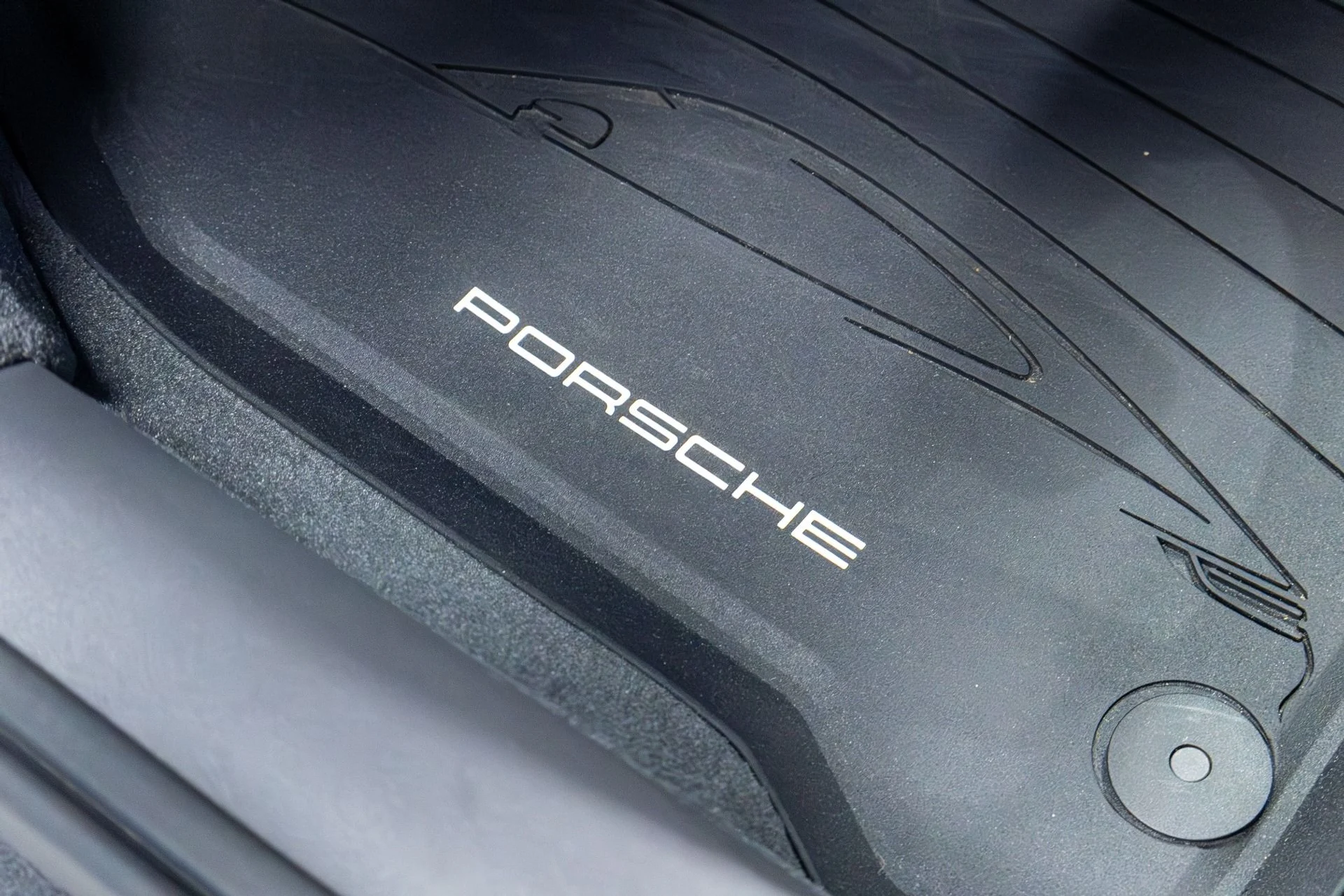 mph063_2809981395_Used_2024_Porsche_911_1774039969_be8fd0120a