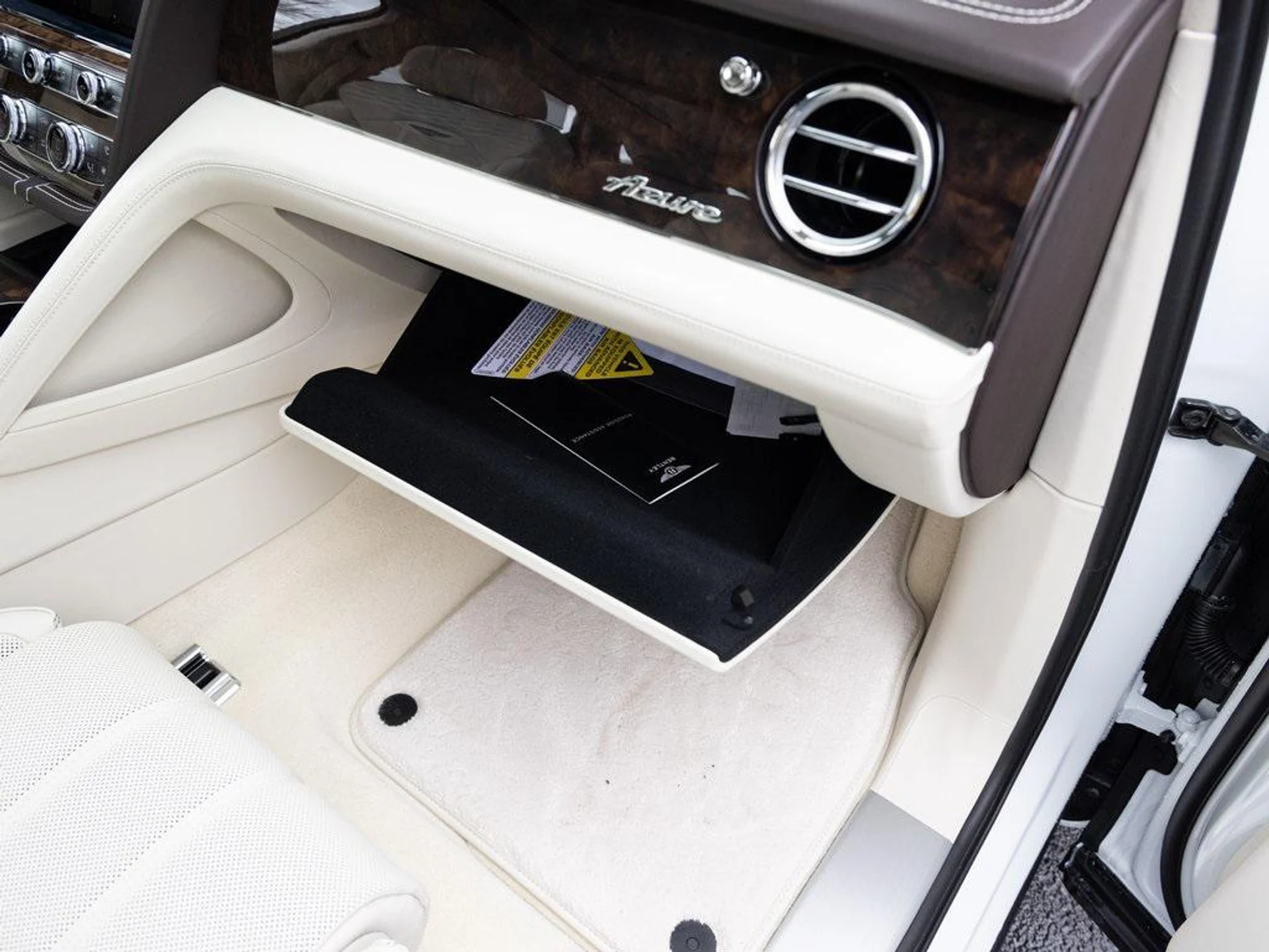 mph063_2810470281_403809831_67c233f26b5617b02de63665_1742cdf3b4