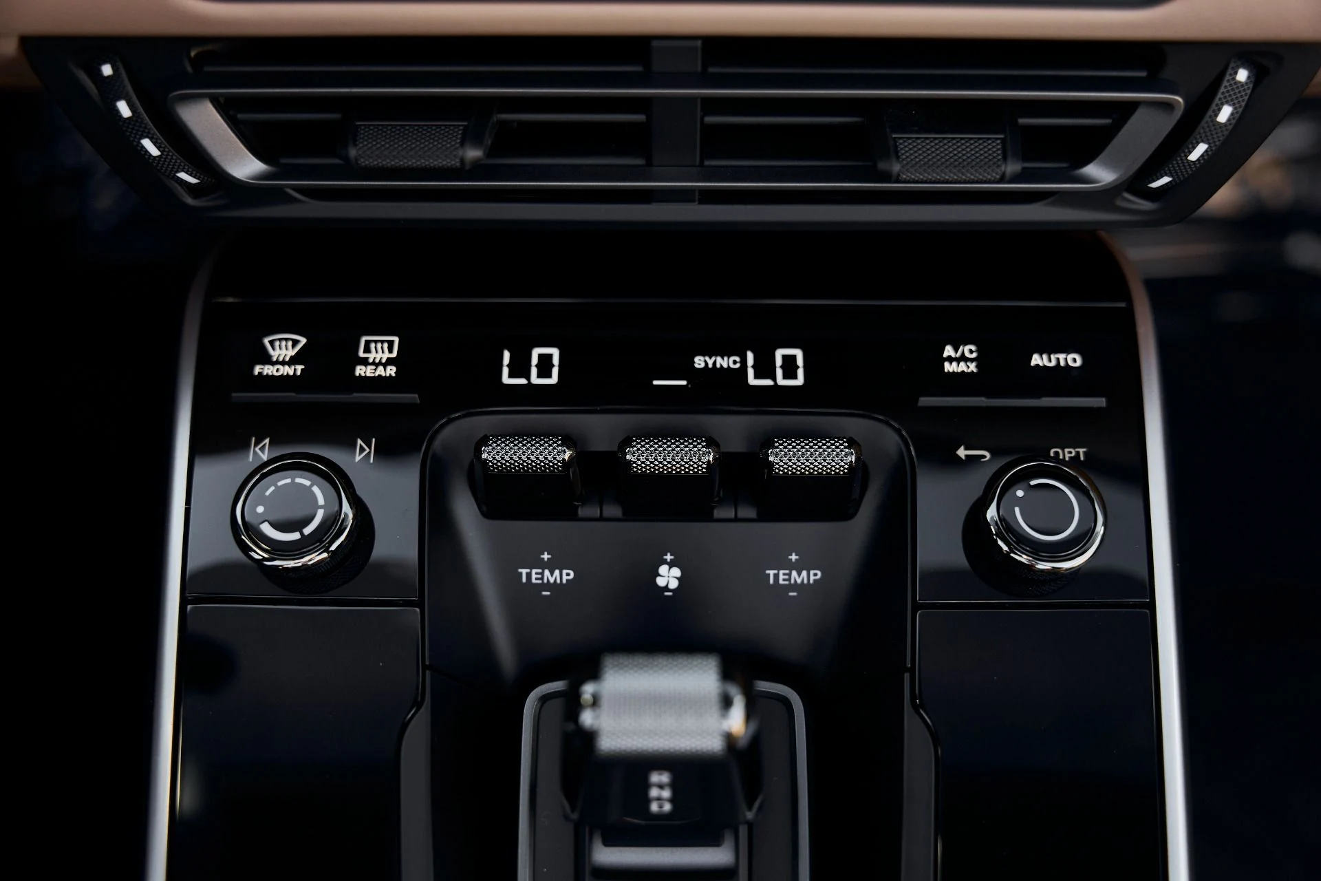 mph063_2884207644_Used_2024_Porsche_911_Turbo_1768616420_44d2b3ad50