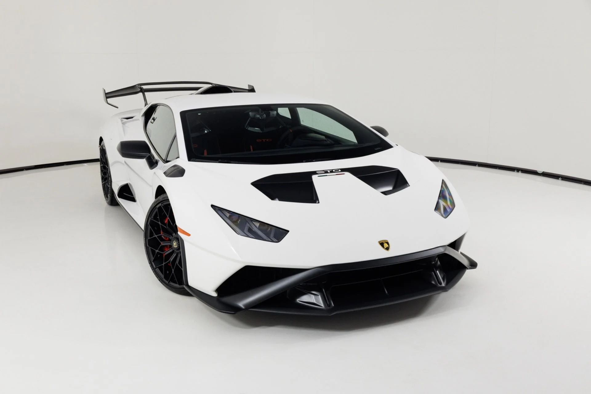 mph063_2908879019_Used_2021_Lamborghini_Huracan_STO_1789754435_c67fb6521b