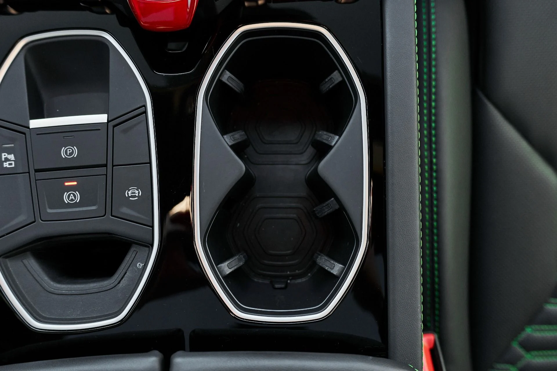 mph063_2910541028_Used_2021_Lamborghini_Urus_1765854567_59fdfc8dc0