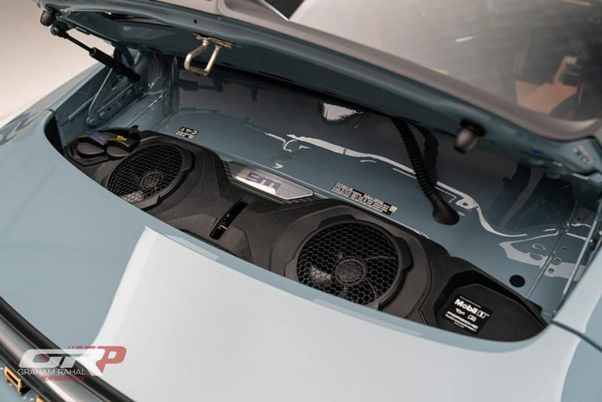 mph063_2955938082_F9_EAE_1_A7_724_C_4_BD_3_B632_12_E0_B081801_C_1bc100a8a5