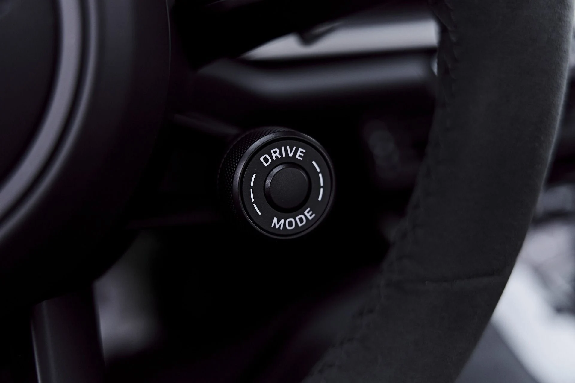 mph063_2958722829_Used_2025_Porsche_911_Turbo_1782870302_82951bb090