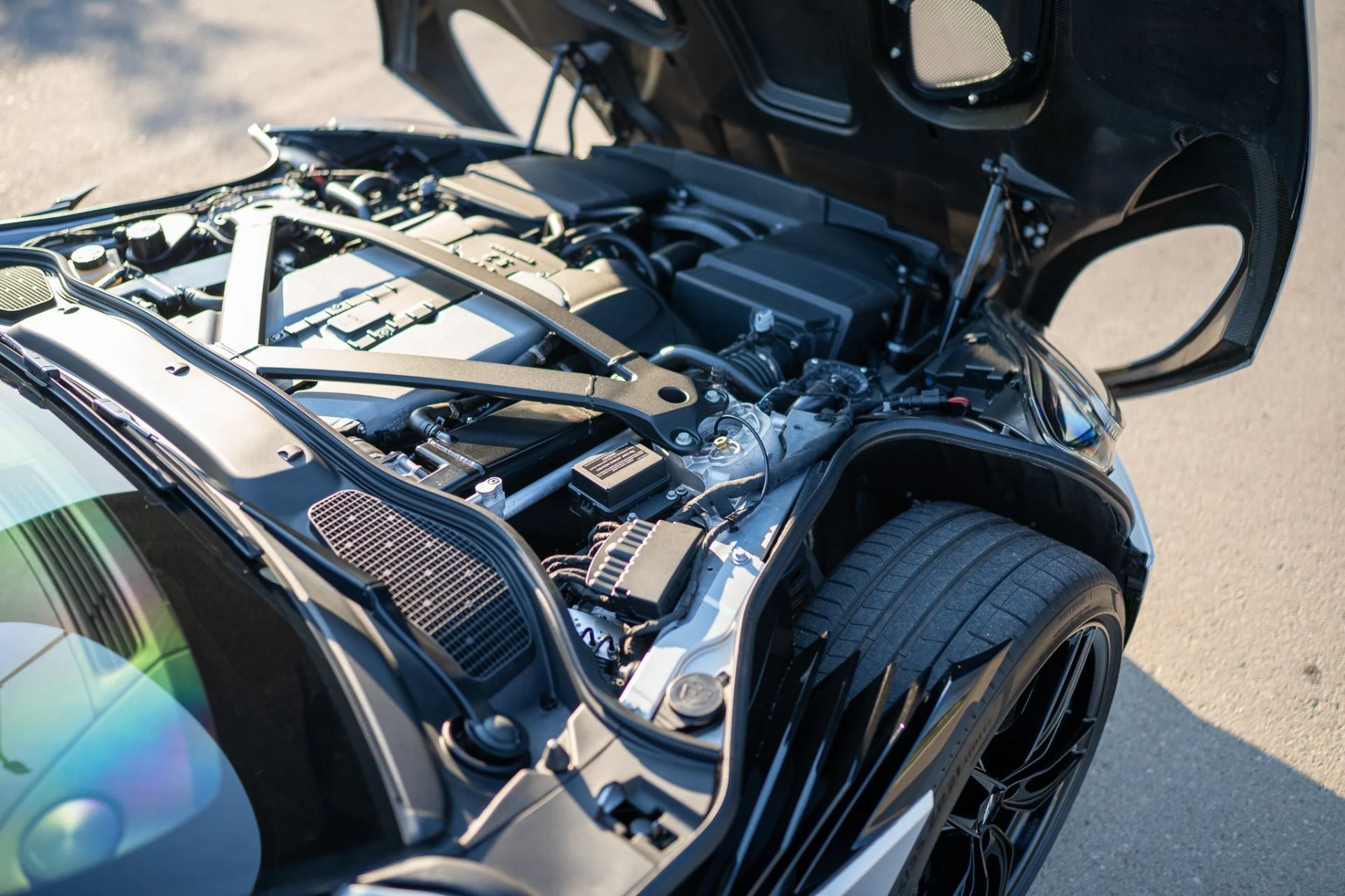 mph063_2987377065_Used_2020_Aston_Martin_DBS_Superleggera_1782927184_b86b3f63bf