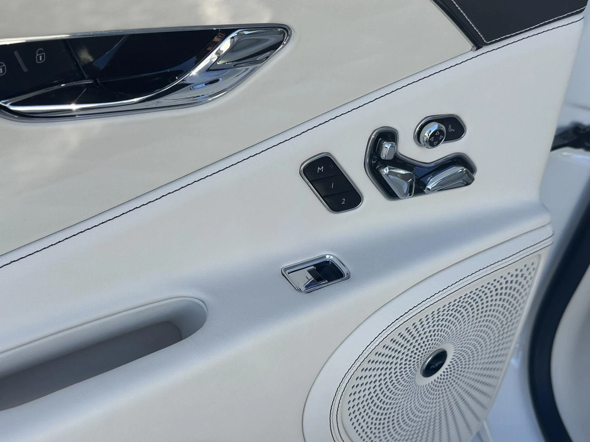 mph063_3055777487_0b0dba6b42778051b38b0e61b58160a1_3394f5838c