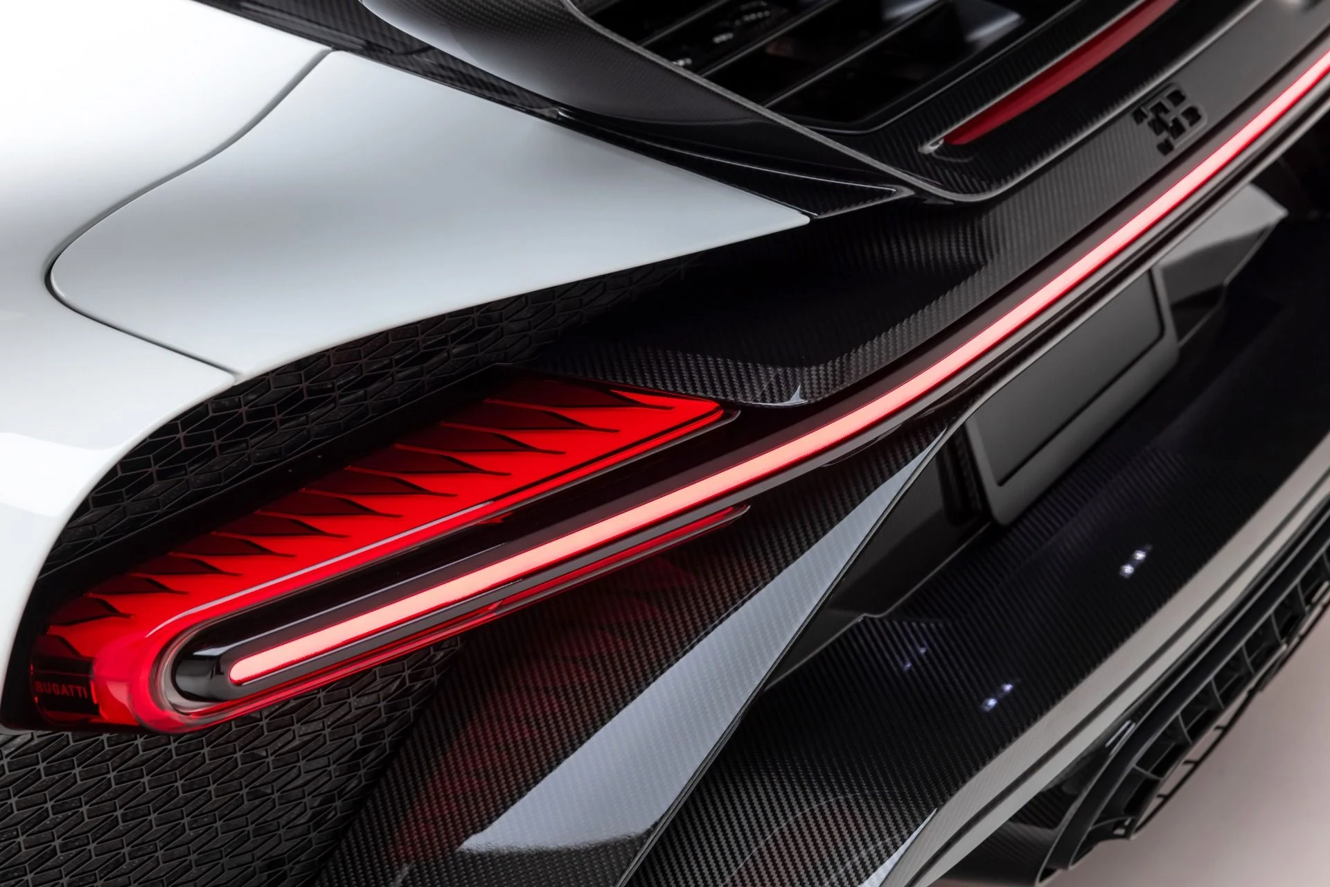 mph063_3063686391_11790_p64_l_f684419e94