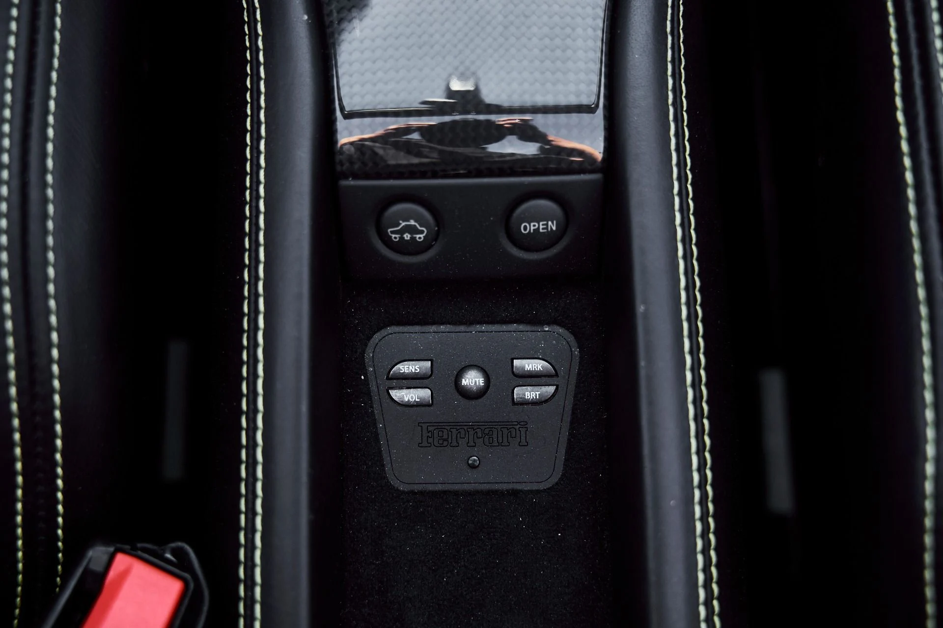 mph063_3082078533_Used_2015_Ferrari_458_Spider_Base_1777010339_f45b607b5d