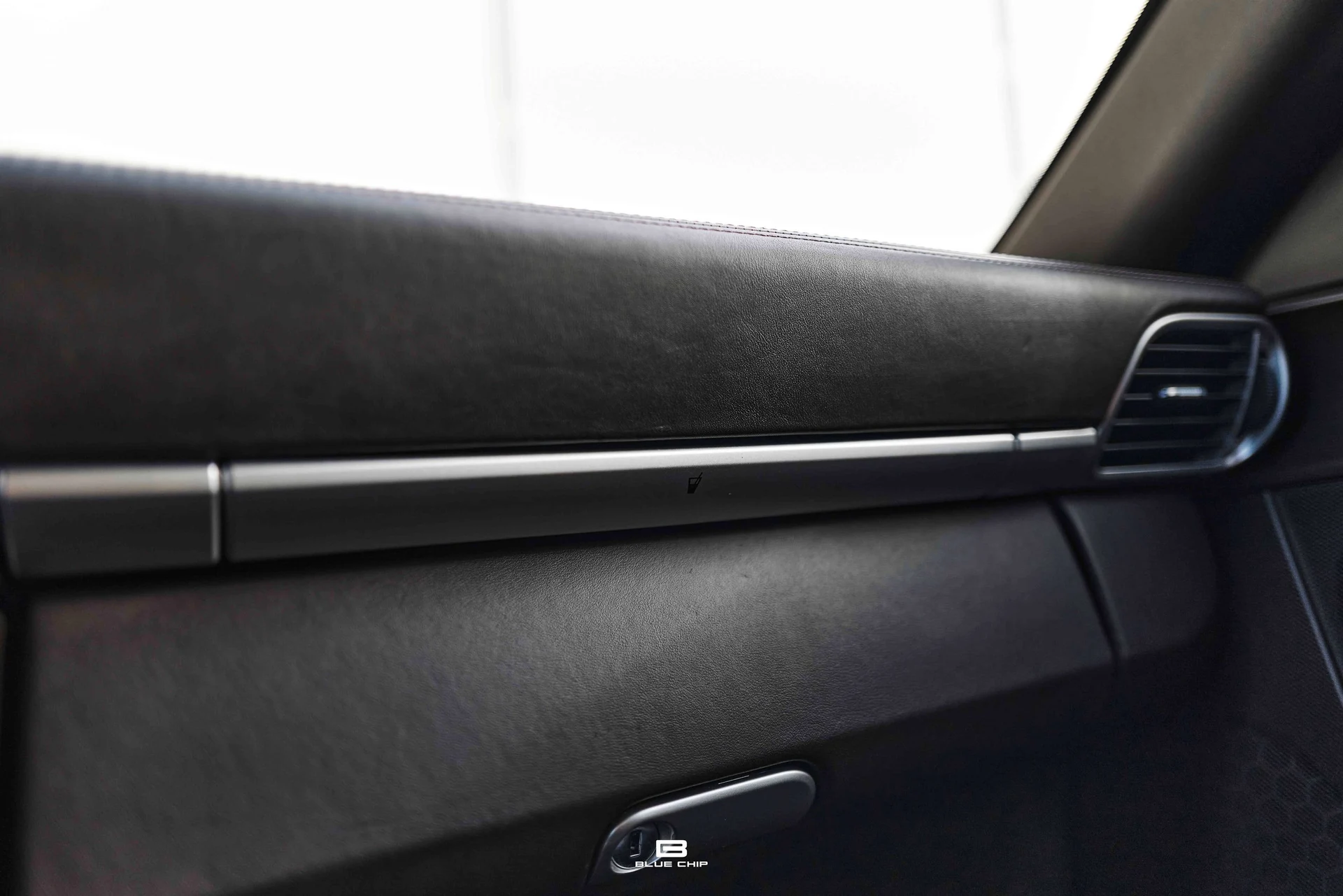 mph063_3109757342_699f2b4827f510616c130e8e_L1180002_579181cd77