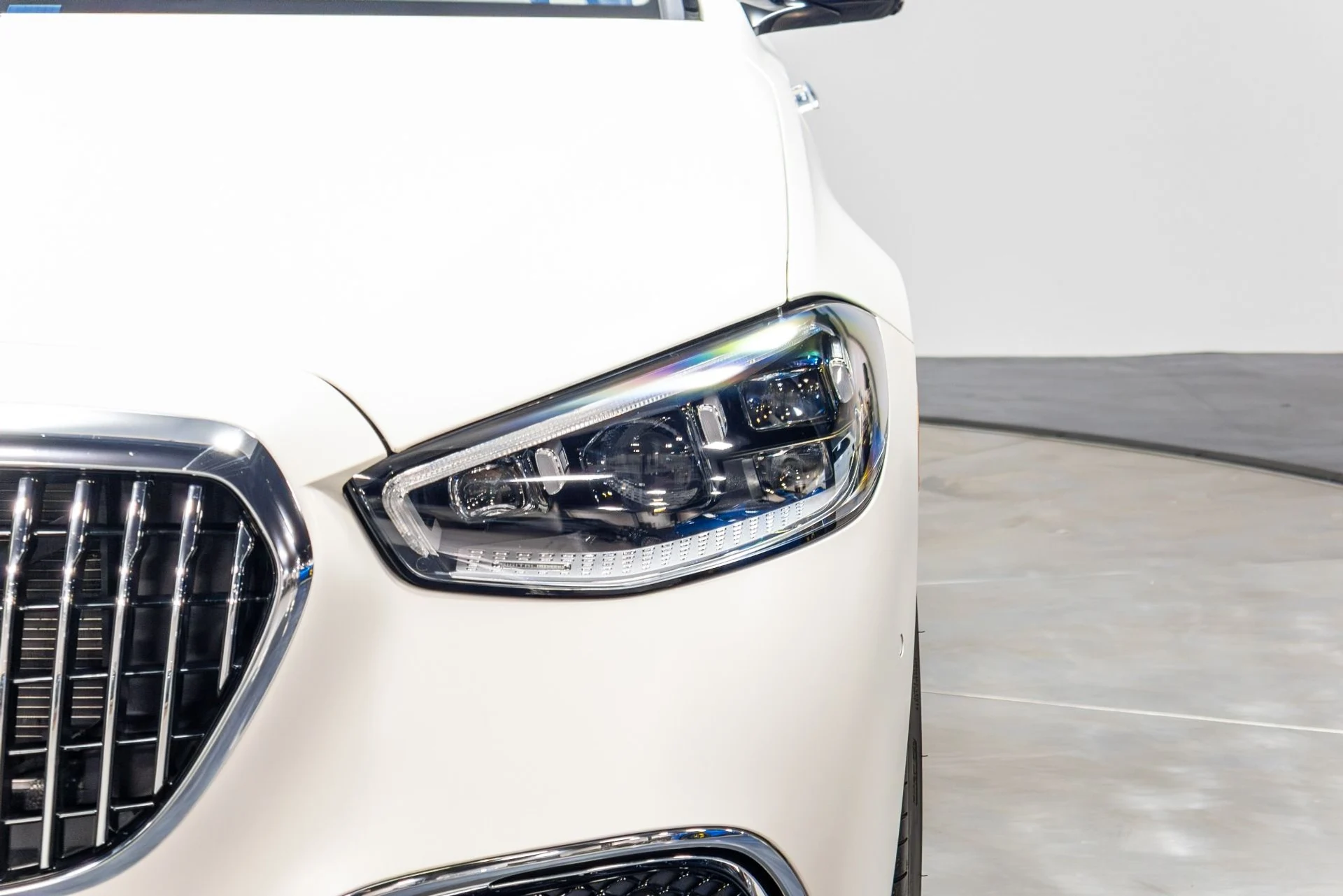 mph063_3118409573_Used_2023_Mercedes_Benz_S_Class_Maybach_S_680_4_MATIC_1776091551_8cd234271a