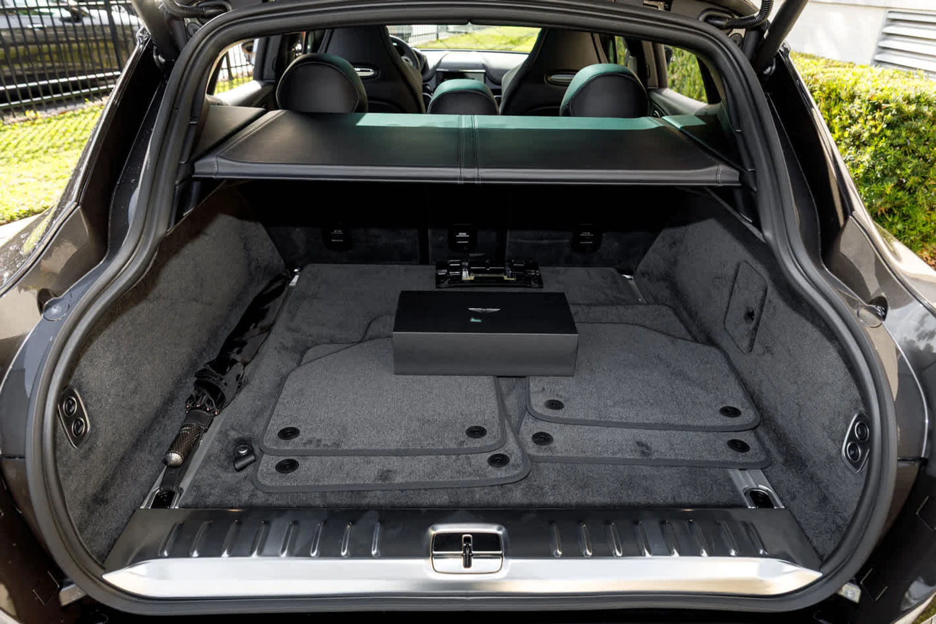 mph063_3159279468_64_de517a44c8