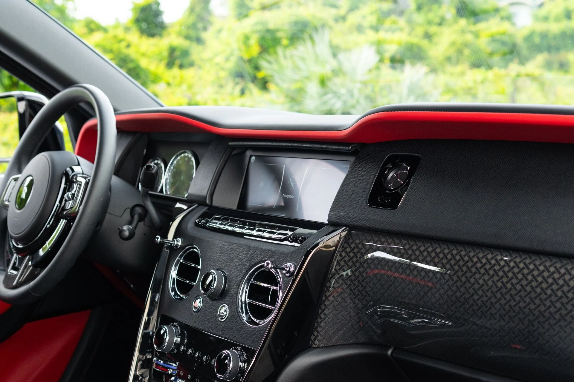 mph063_3159511245_Used_2022_Rolls_Royce_Black_Badge_Cullinan_1776130970_173e7cb7ca