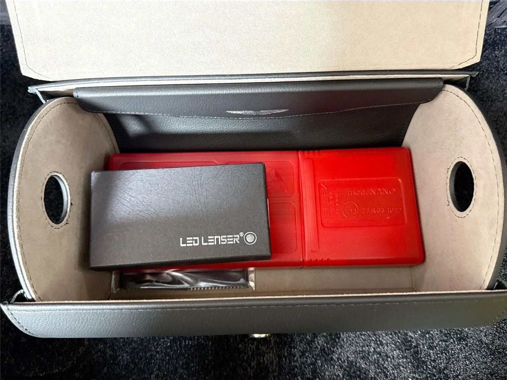 mph063_3179020818_e6cfc8c491ccb44d1f43403ea768fed6_54decd452e