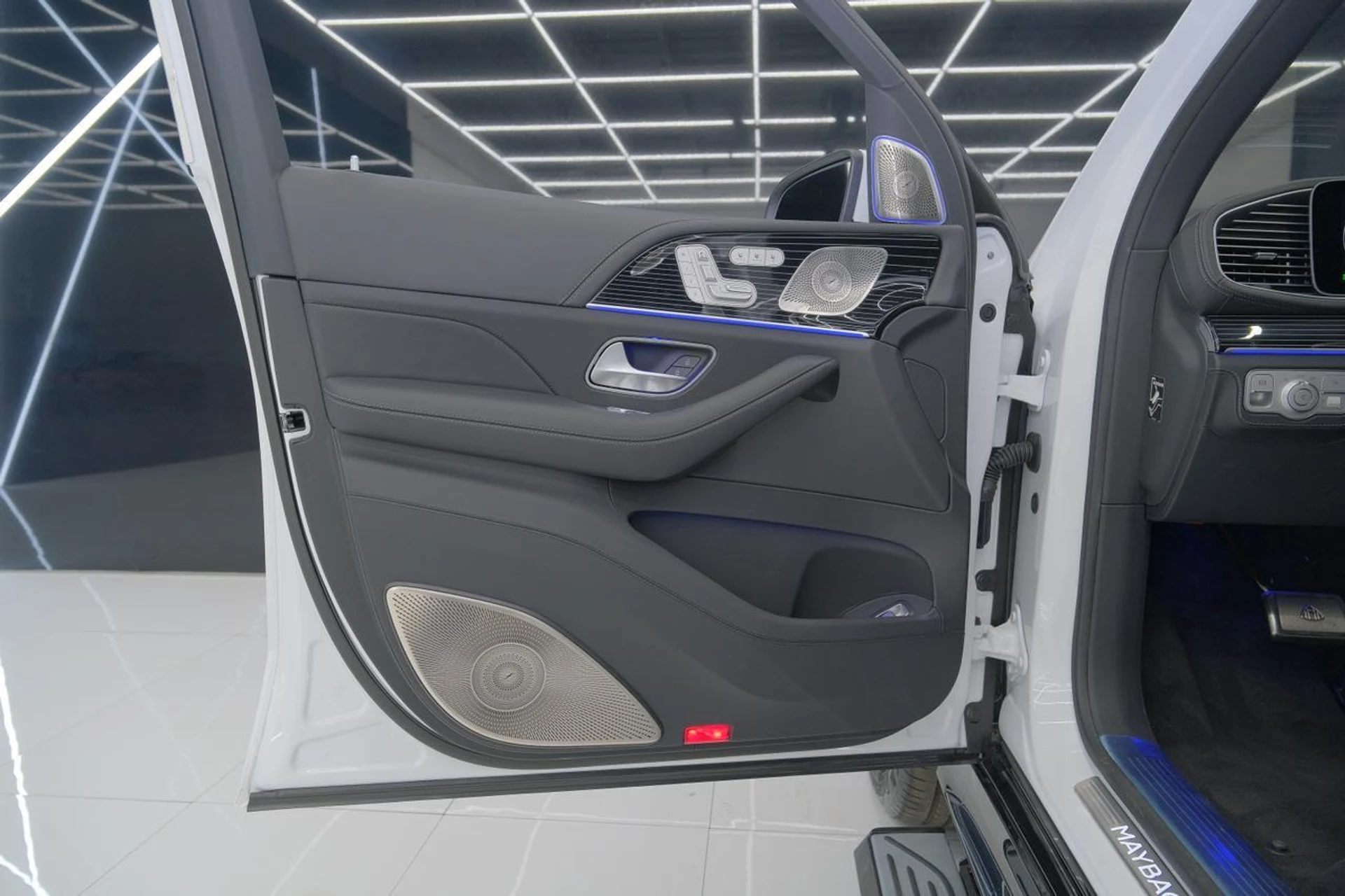 mph063_3185797064_12a89d31d29ac1245501b1bc101dd076_b86da2824f