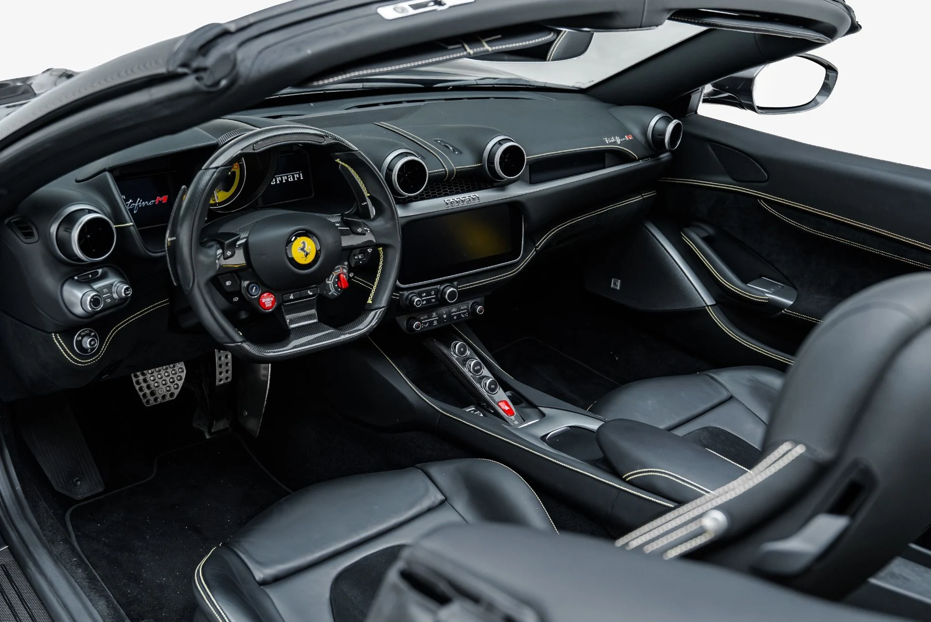 mph063_3190376991_Used_2023_Ferrari_Portofino_M_1792006369_977ca774f3