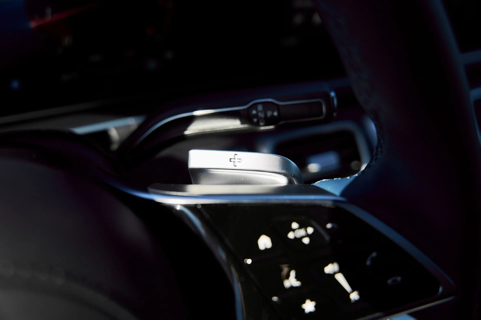 mph063_3207136242_Used_2026_Mercedes_Benz_GLS_Maybach_GLS_600_1770697653_8e6efff2ee