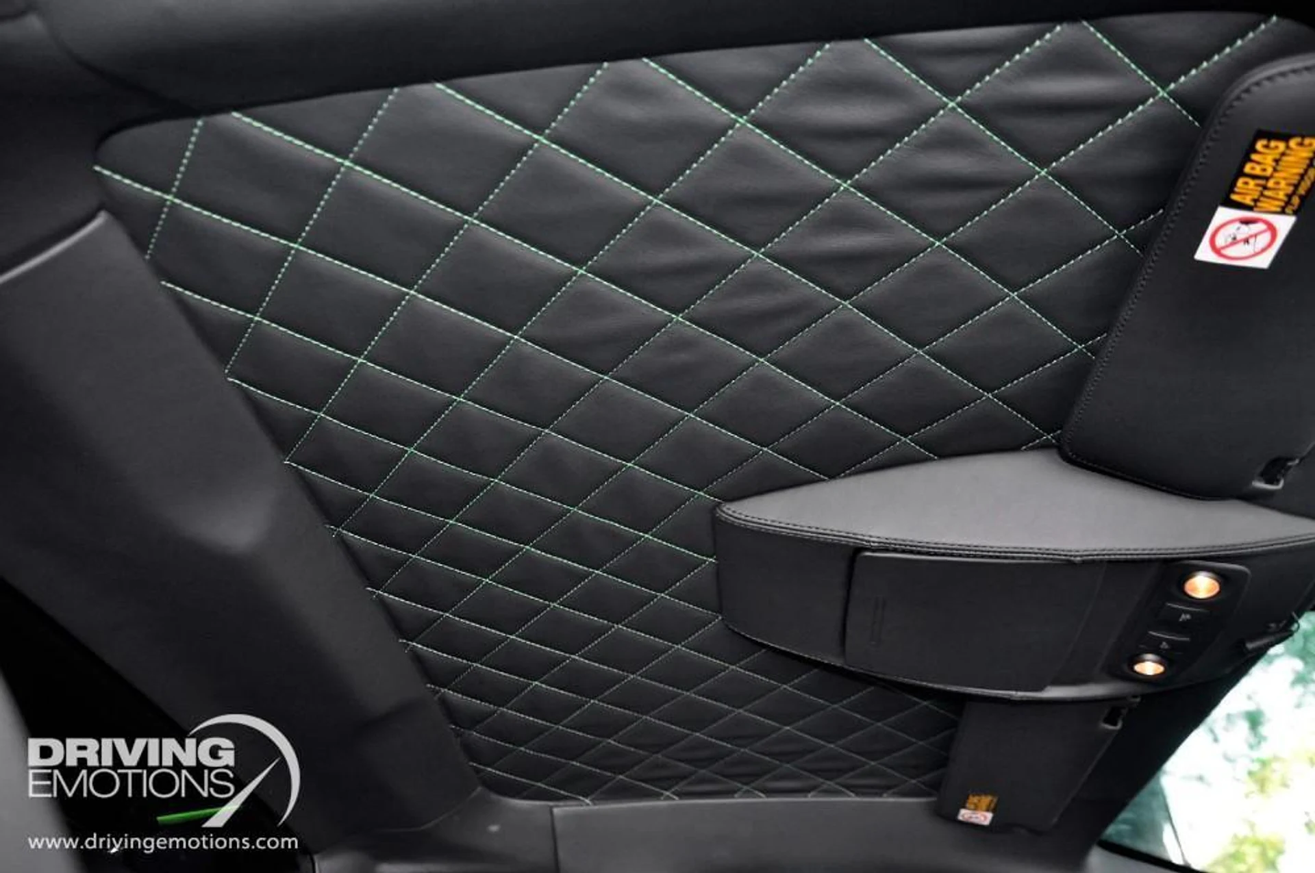 mph063_3221474512_15_p64_l_7b420ebf6b