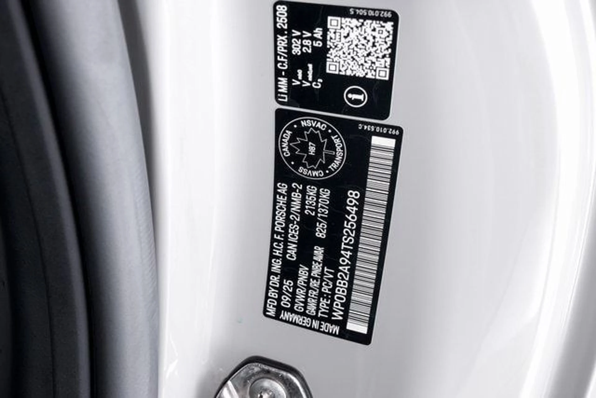 mph063_3242569130_f37daabab2044a06a27d919341f965d4x_4c5824a412