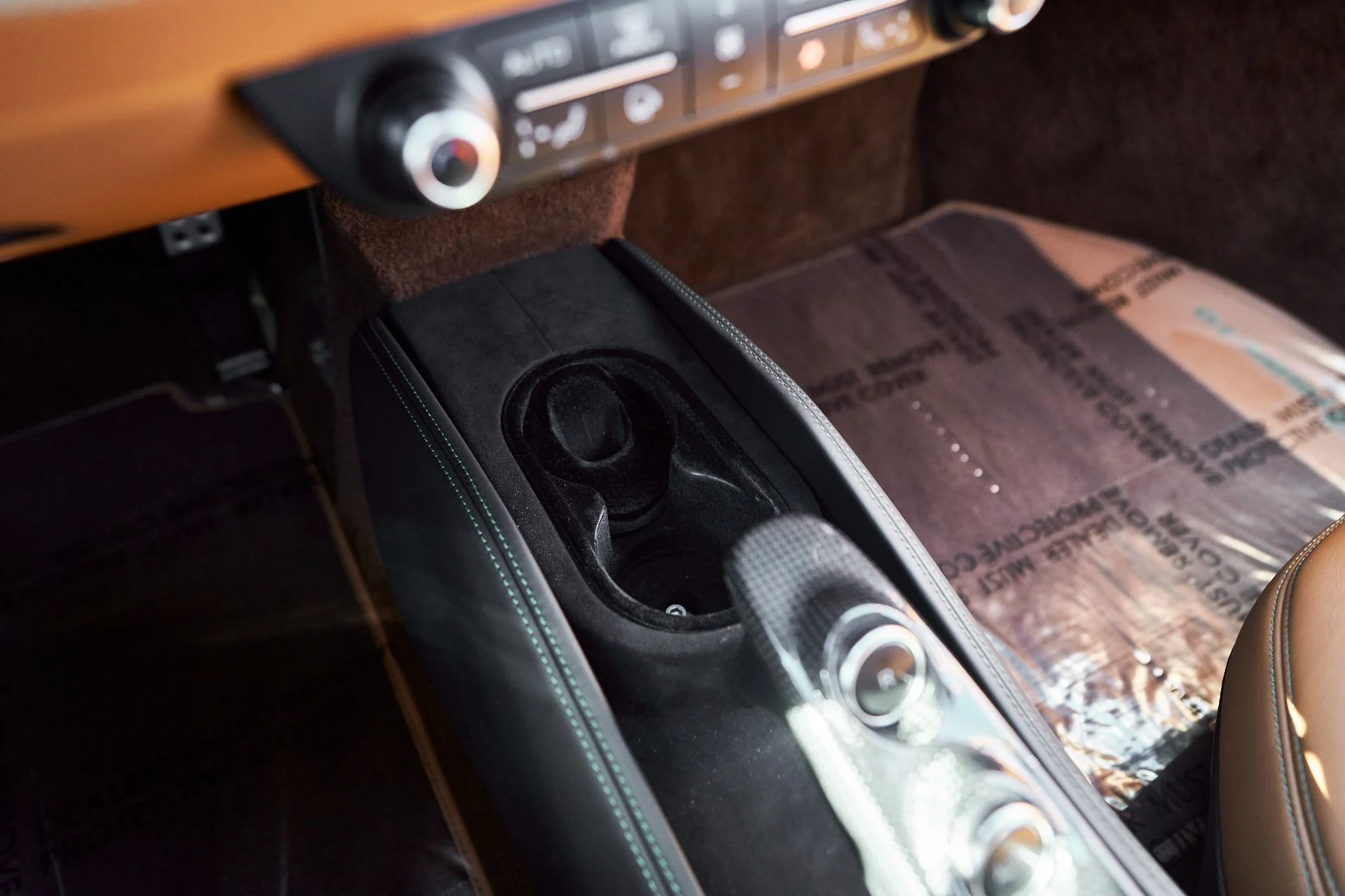 mph063_3251668248_Used_2022_Ferrari_F8_Tributo_Base_1765662181_c477d7bdf9