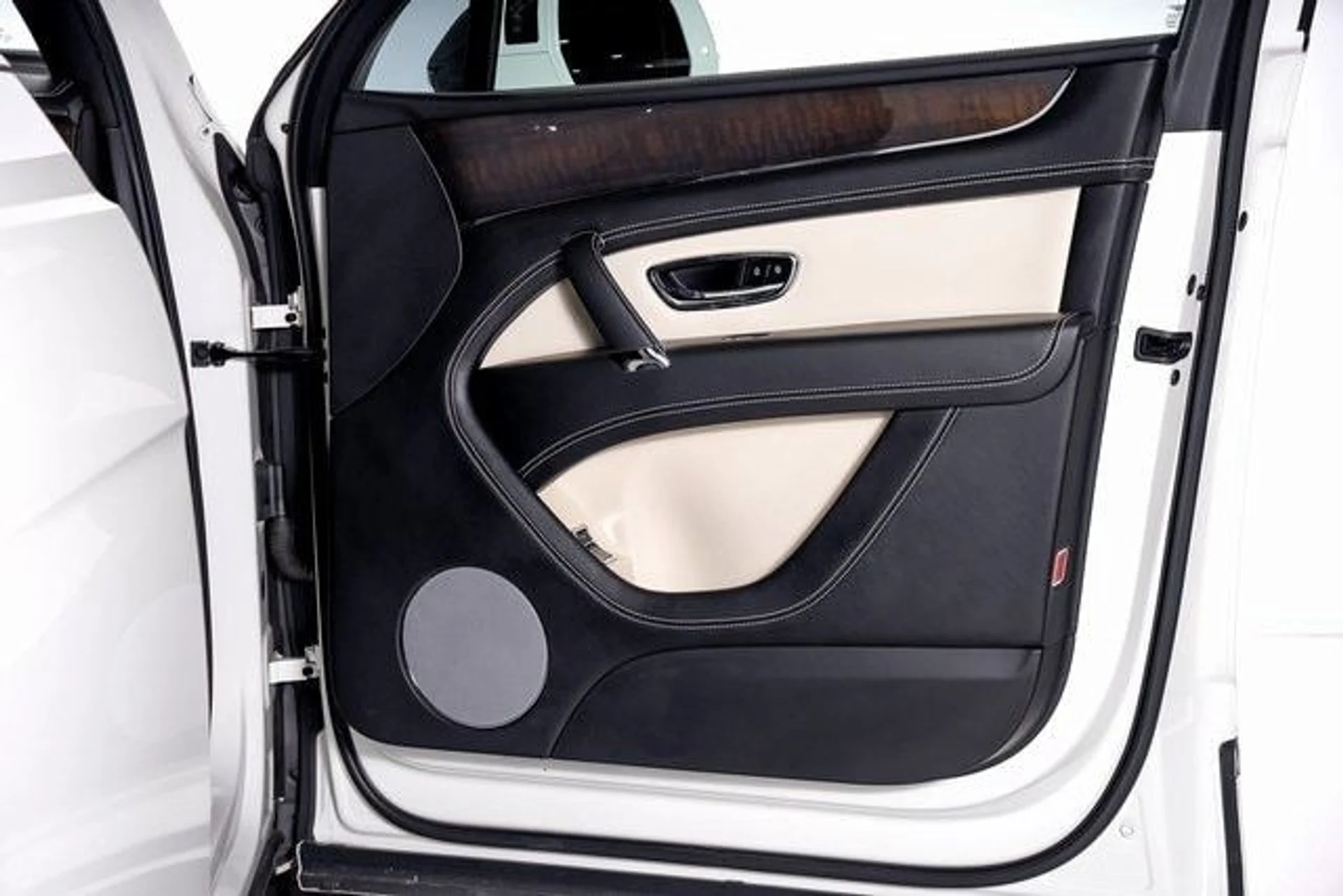 mph063_3265175635_ca89c096c083dc0cd18bb5c305c60963x_4992258e56