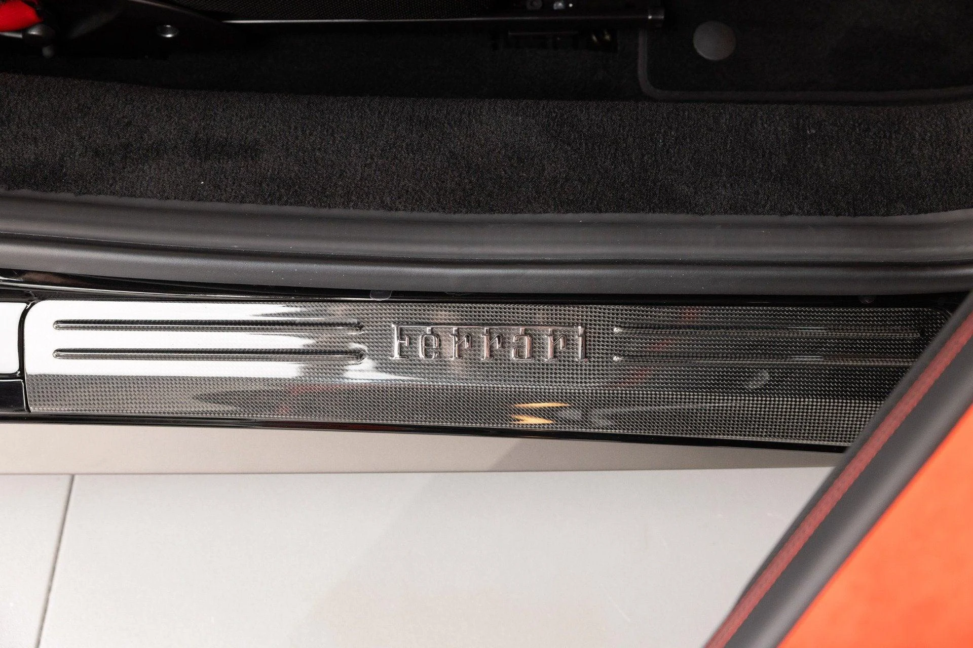 mph063_3276968085_Used_2015_Ferrari_458_Italia_1784296510_a35604652a