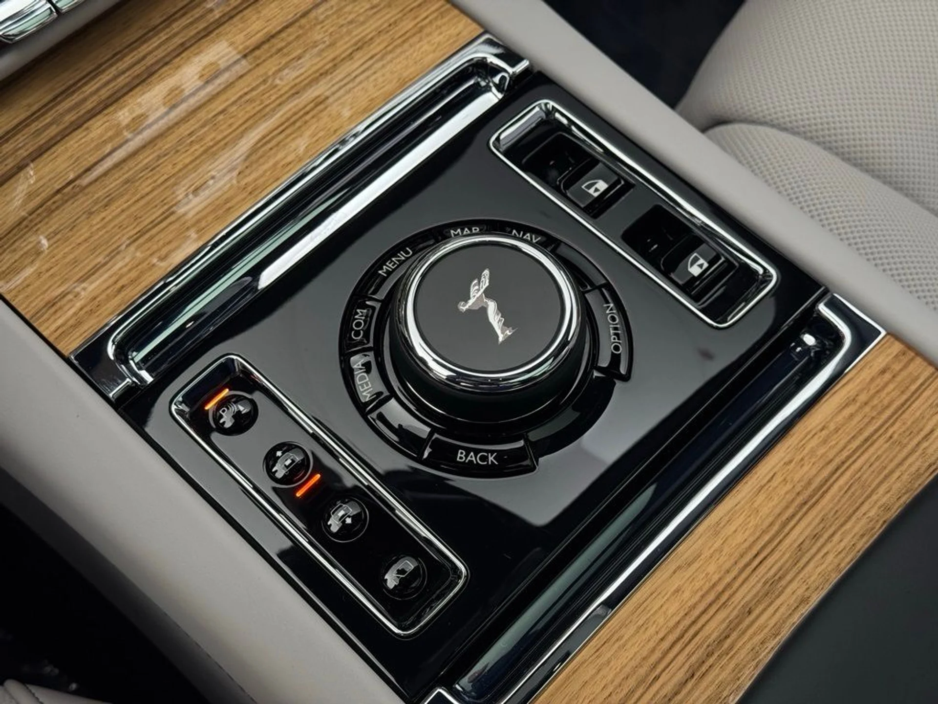 mph063_329139576_gs7s1jcg8psex8iwpyfpoy97req4_f4321f5ab7