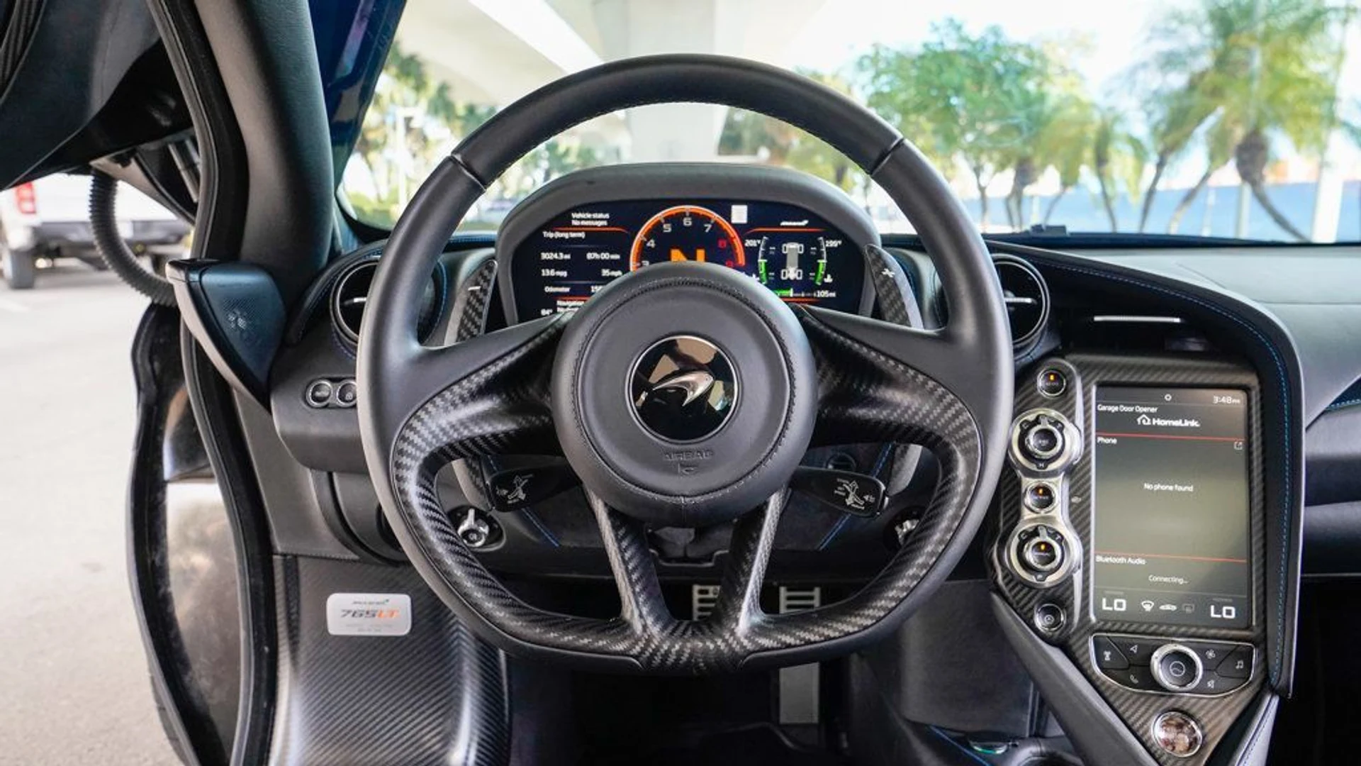mph063_3345810355_used_2021_mclaren_765lt_coupe_14354_22828181_64_1024_cd01c72cb2