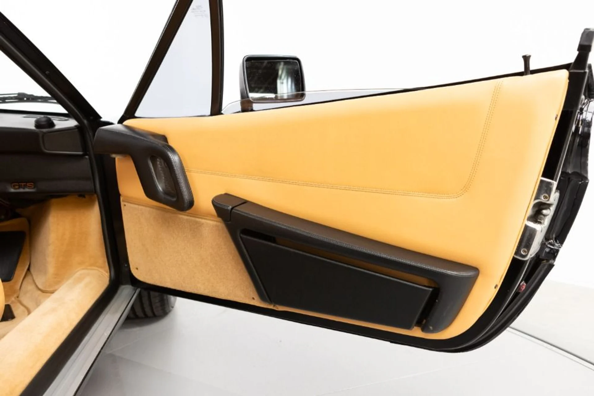 mph063_3374280962_Used_1989_Ferrari_328_GTS_3338d50cde