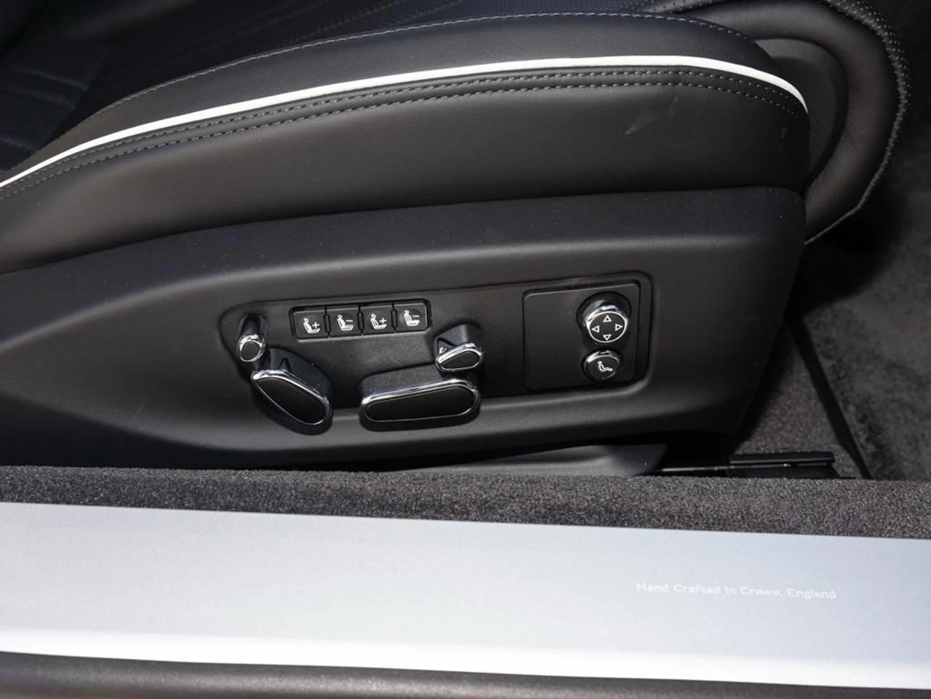 mph063_338035305_477125130_692934da9b00833c2783f8b0_cad6885031