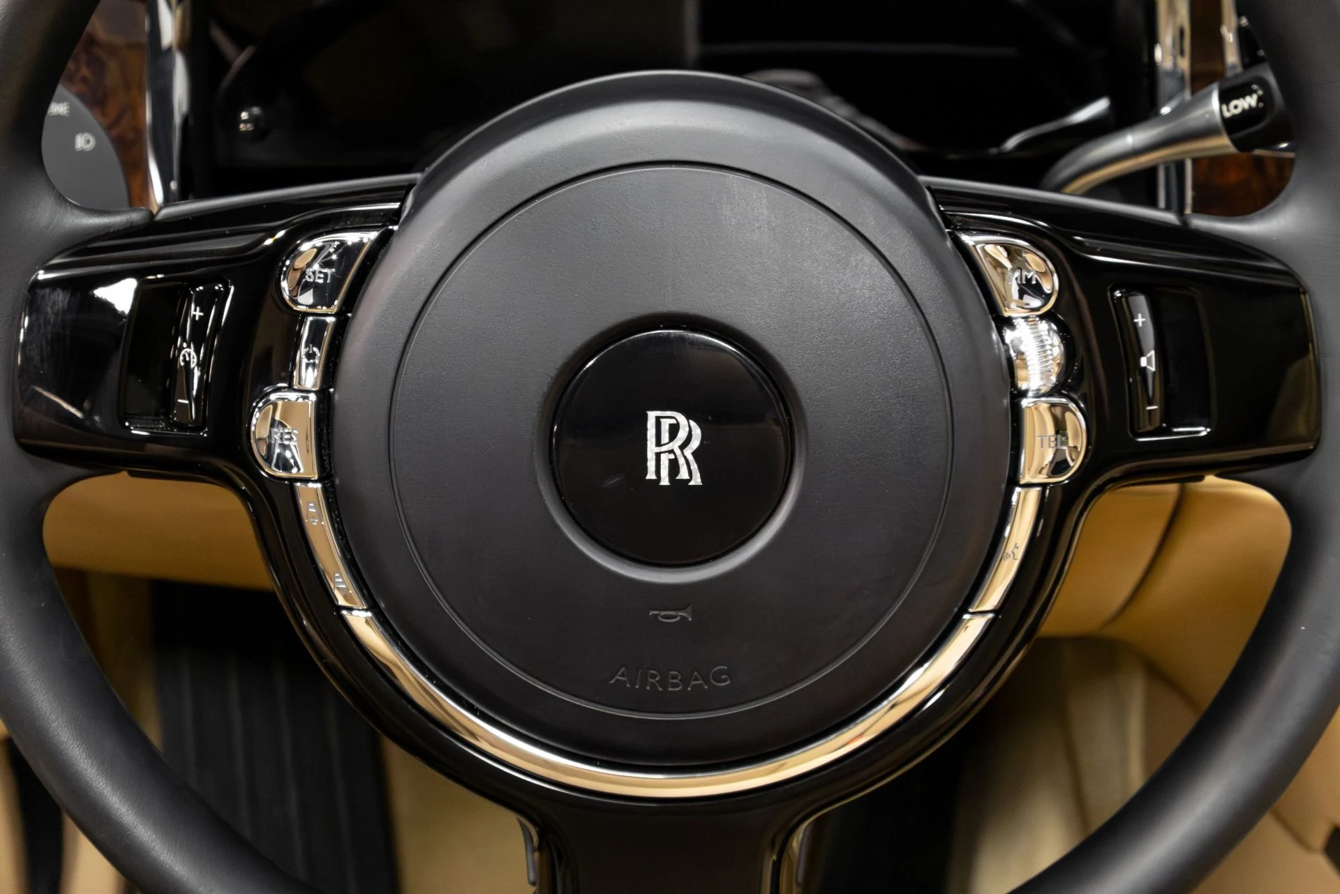 mph063_338605895_Used_2011_Rolls_Royce_Ghost_1770323942_a15ea8d17d