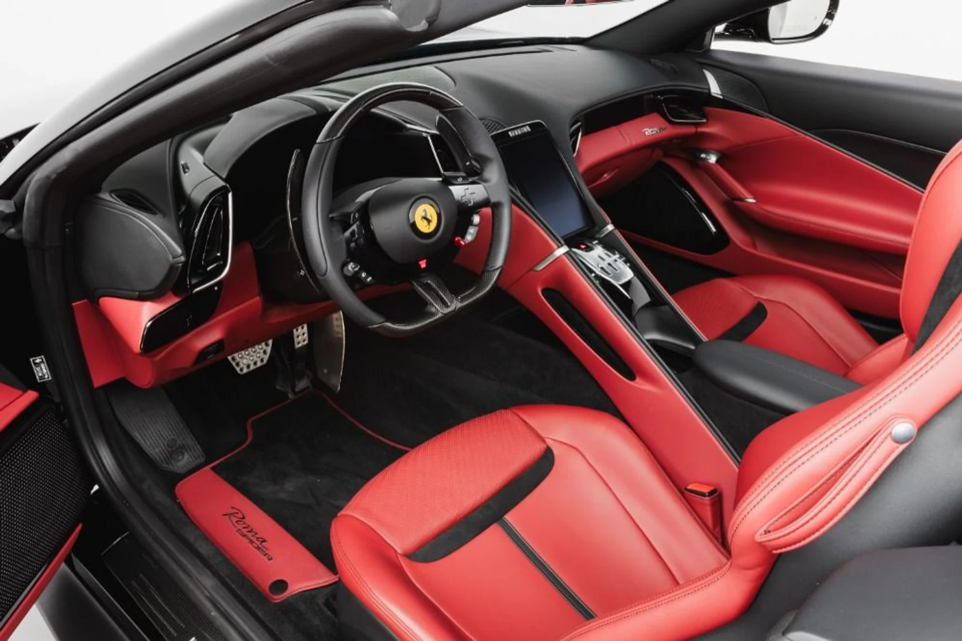 mph063_3390703471_Used_2024_Ferrari_Roma_Spider_8f5ae1911c