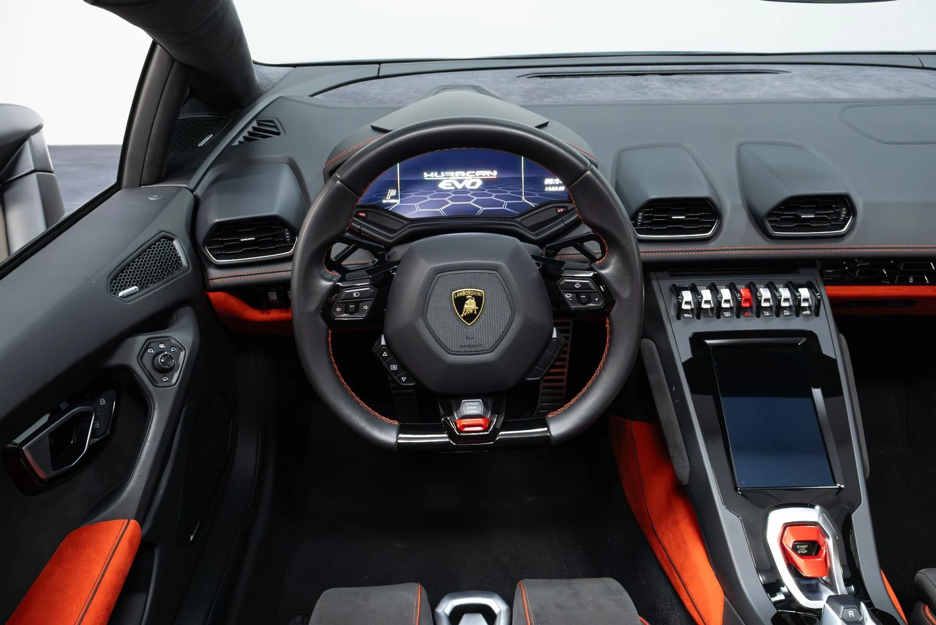 mph063_3468769169_Used_2021_Lamborghini_Huracan_EVO_1773475781_6beee0dc7e