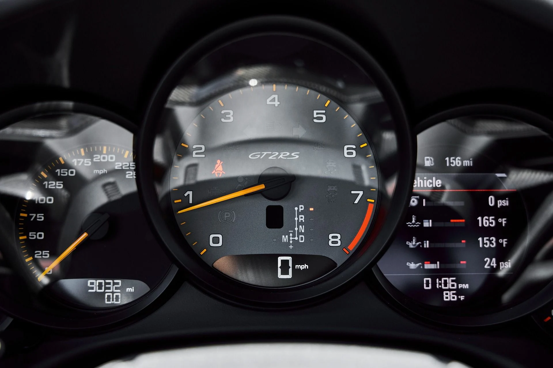 mph063_3478037524_Used_2018_Porsche_911_GT_2_RS_1778880996_dce8b9b689