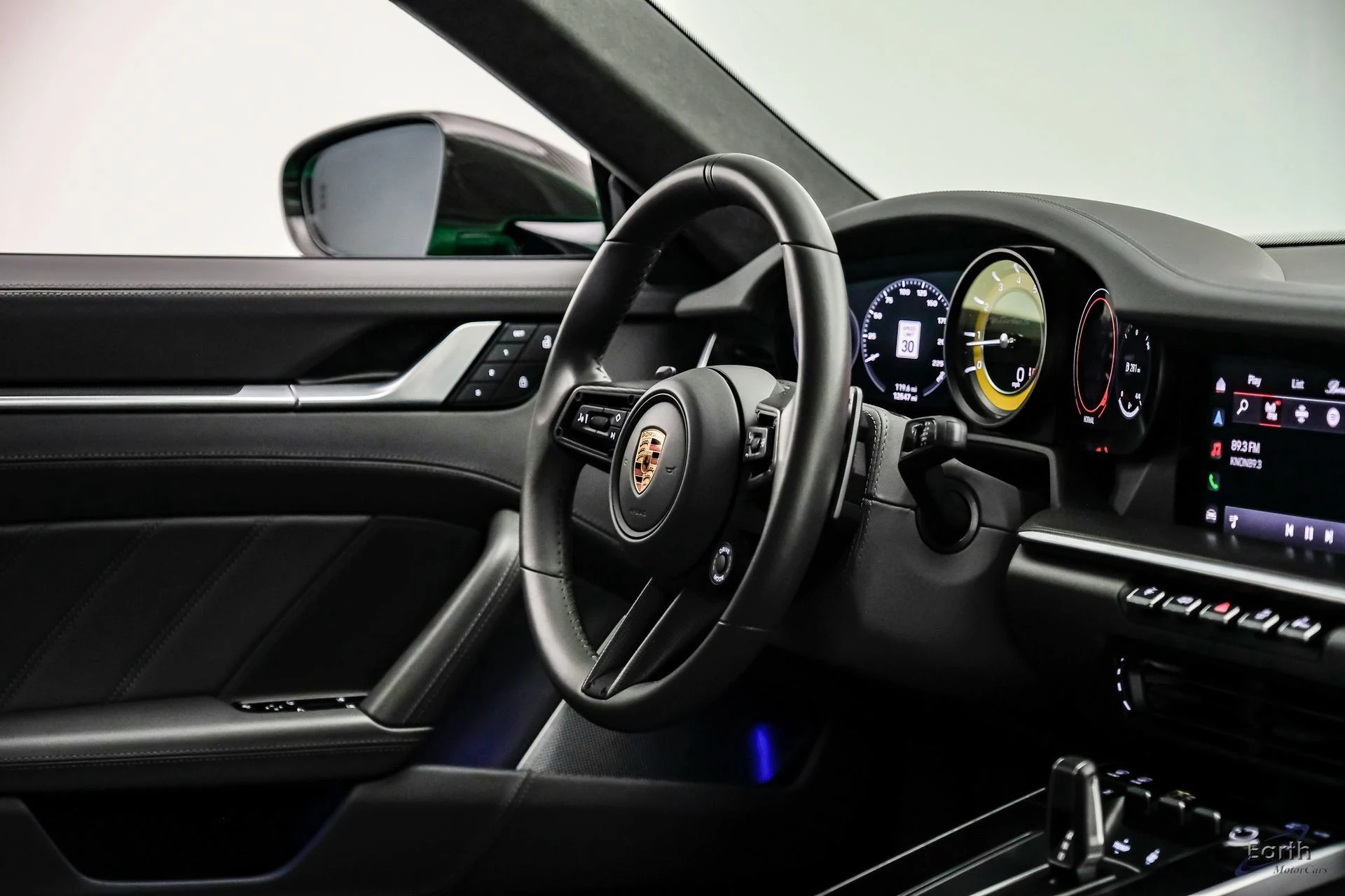 mph063_3479159472_27cac0f8218404ca215a4e776a075101x_bc95ef769d