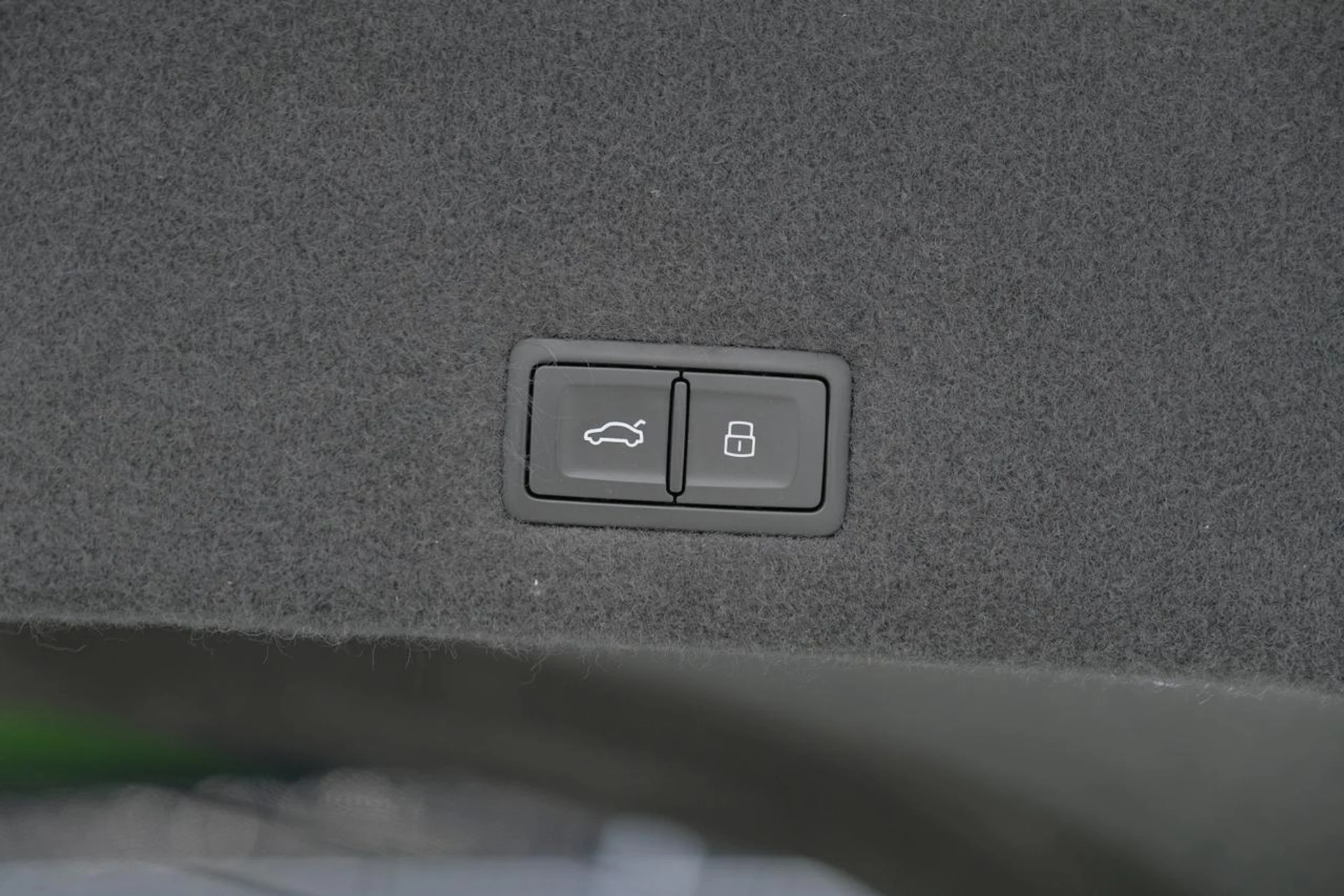 mph063_3529701107_4f0fcaead7f2d1735387c39cb7b5d654_000718c944