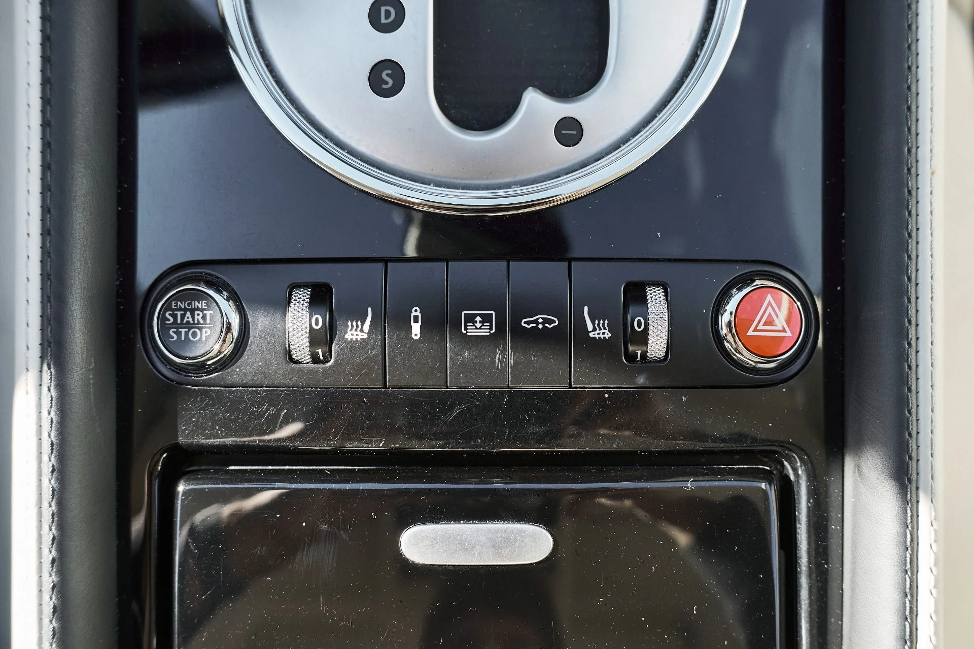 mph063_3606460176_Used_2012_Bentley_Continental_Flying_Spur_1765853871_4645bc7394