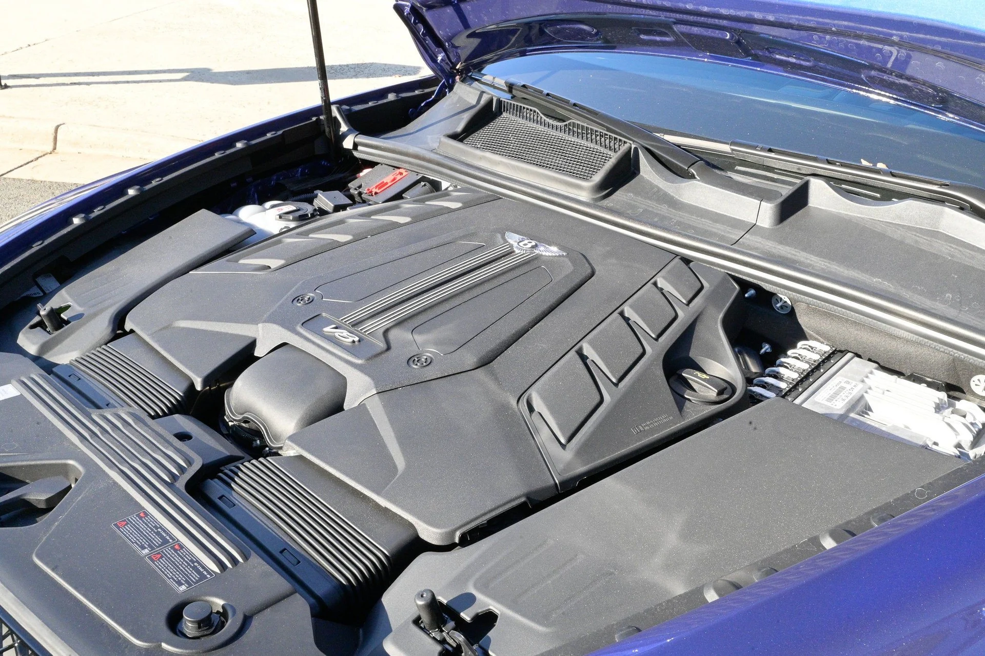 mph063_3610534070_b0c6f76f778d4bbdbfdd81cdbf7d1edb_9cb2b72f8c